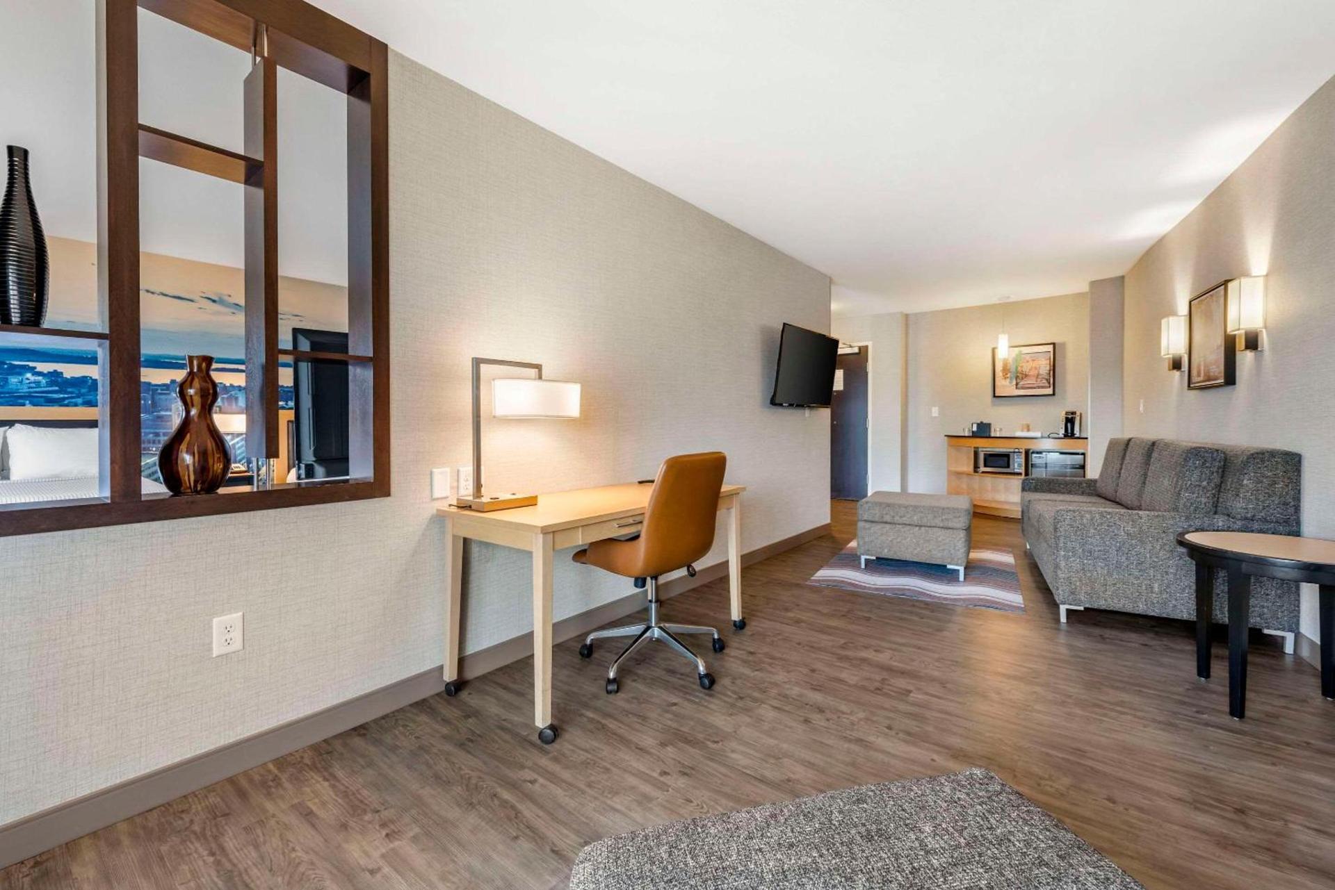 Cambria Hotel Madison East photo 33