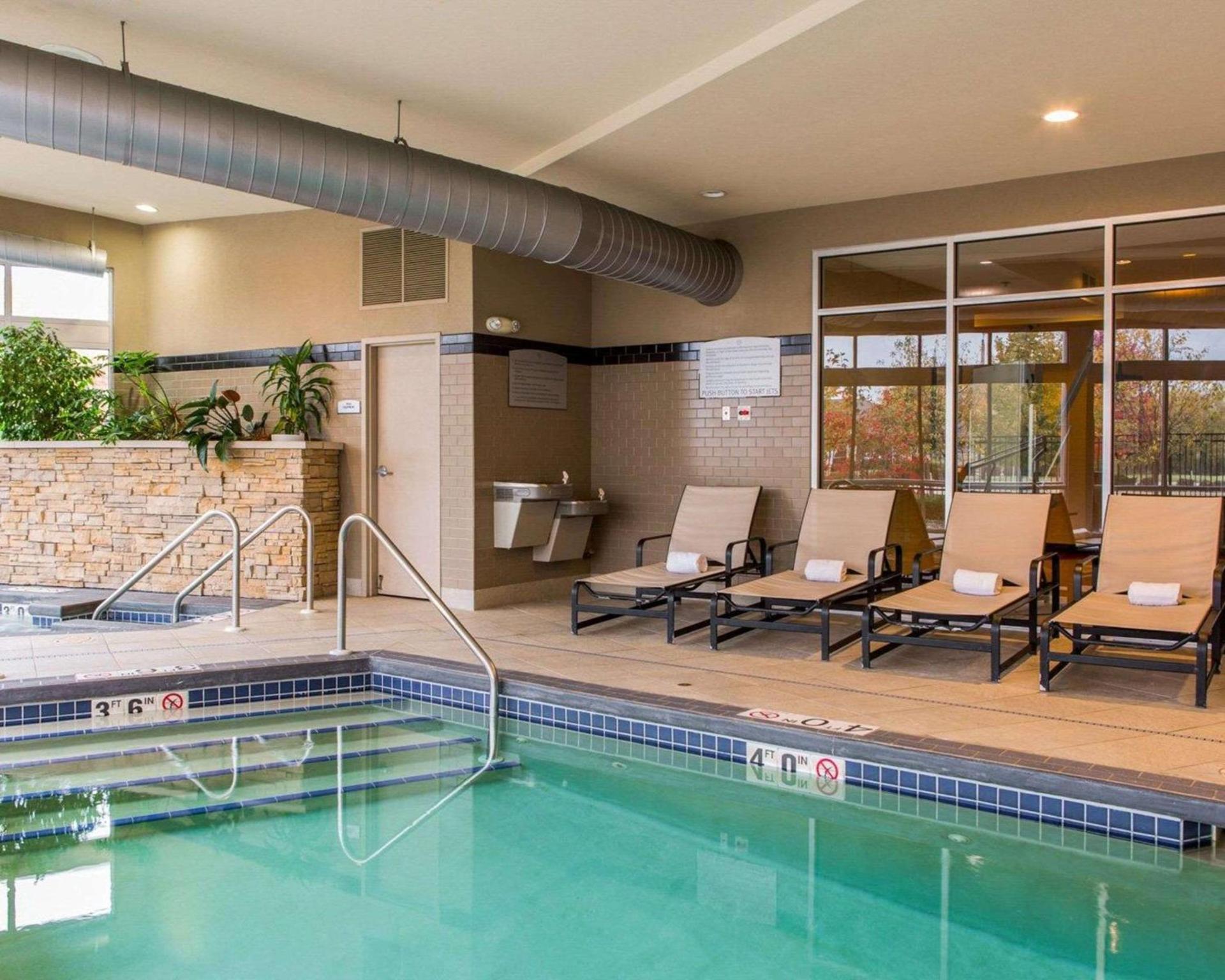 Cambria Hotel Appleton photo 26