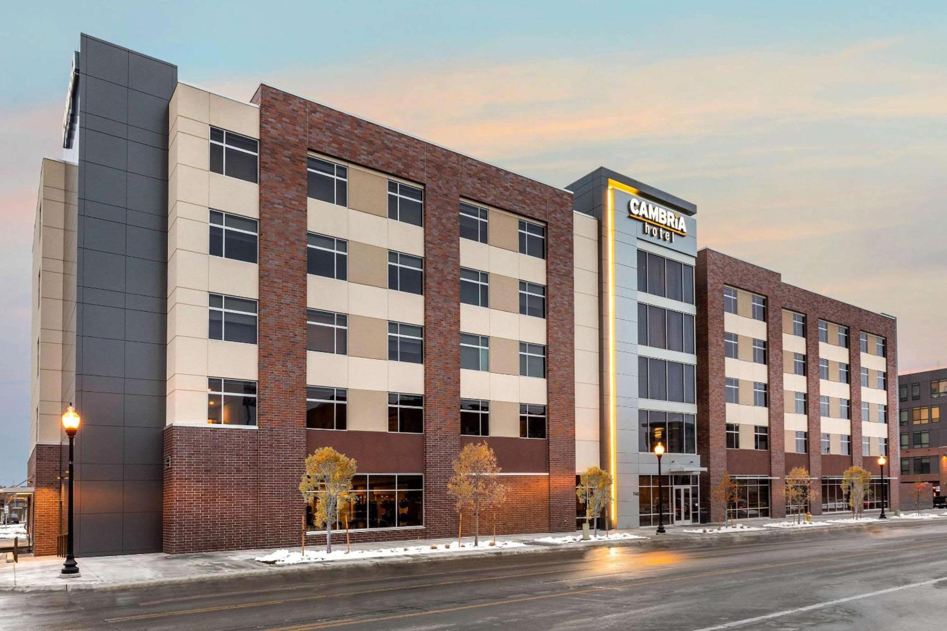 Cambria Hotel Omaha Downtown photo 1