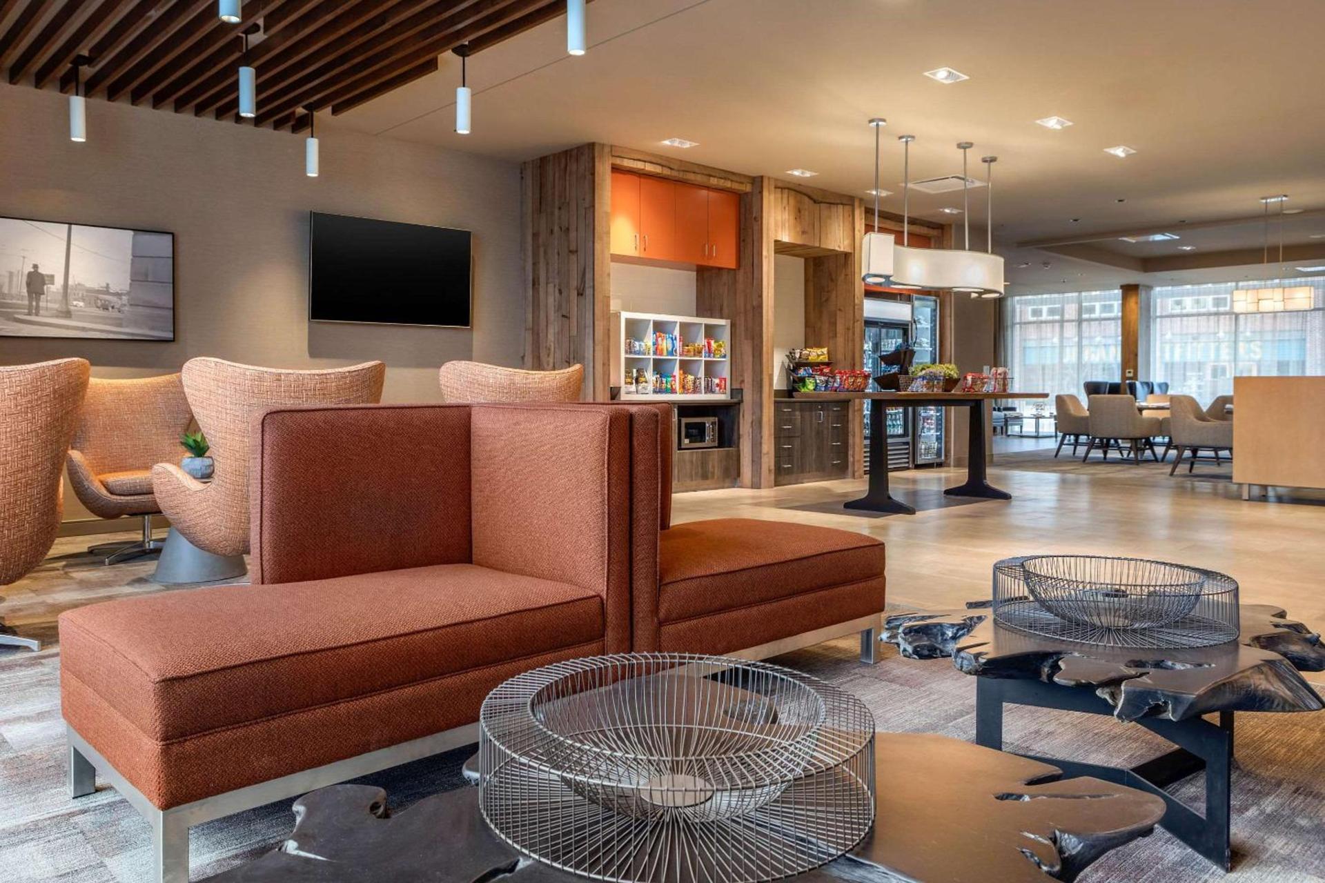 Cambria Hotel Omaha Downtown photo 6