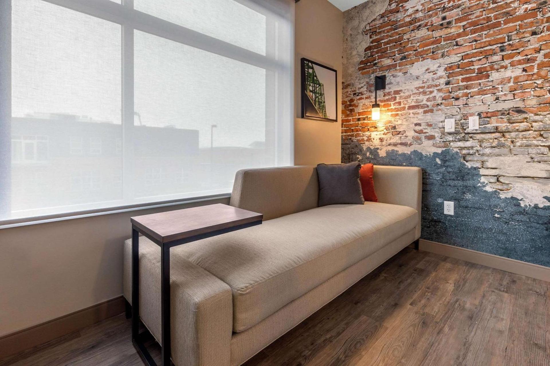 Cambria Hotel Omaha Downtown photo 15