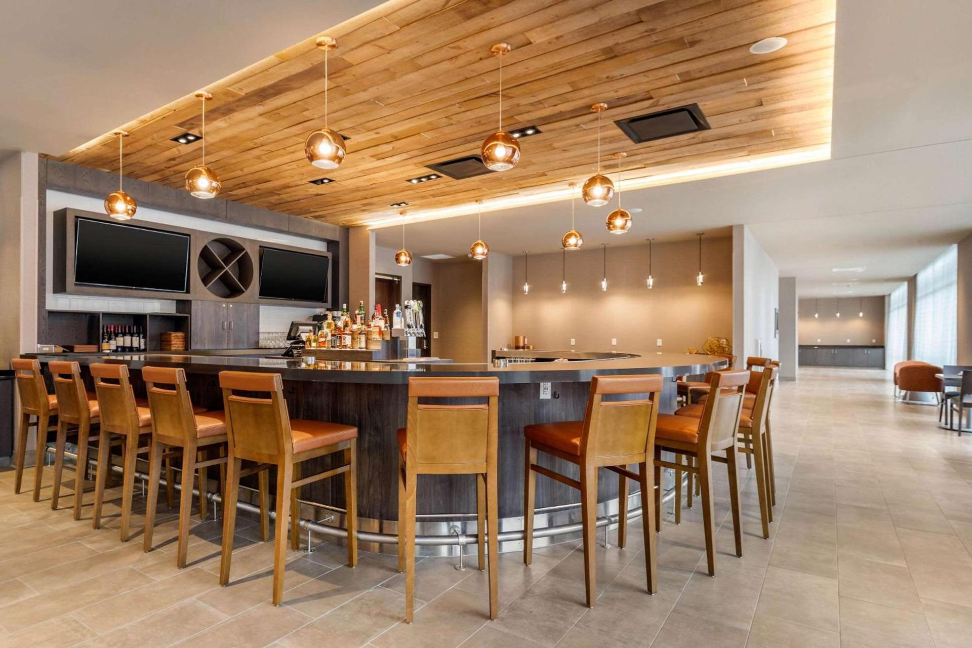 Cambria Hotel Omaha Downtown photo 35