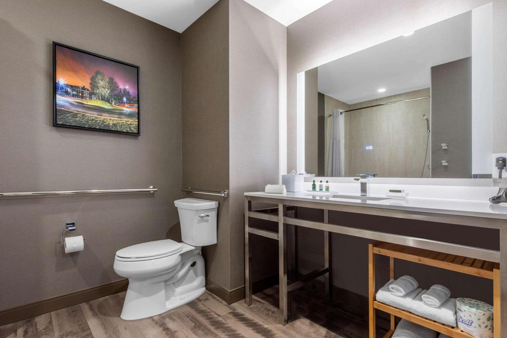 Cambria Hotel College Park photo 13