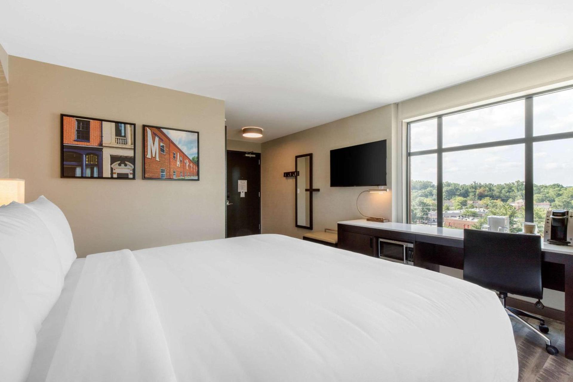 Cambria Hotel College Park photo 16