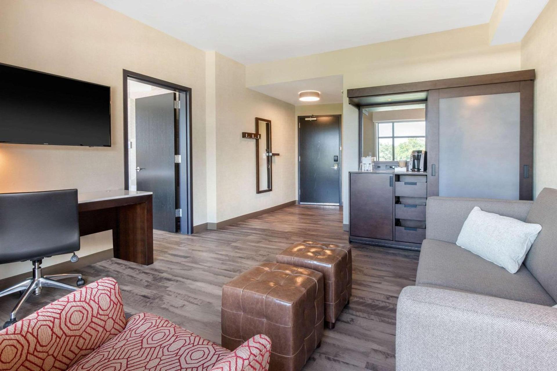 Cambria Hotel College Park photo 20