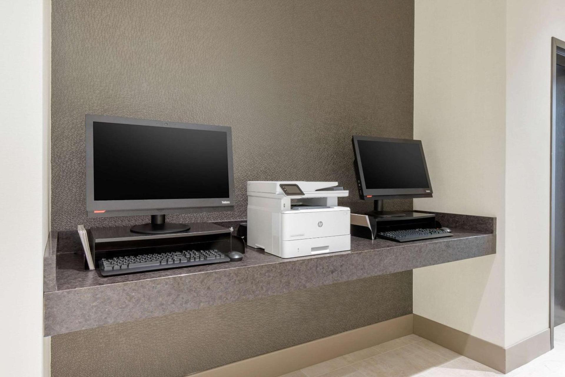 Cambria Hotel College Park photo 26