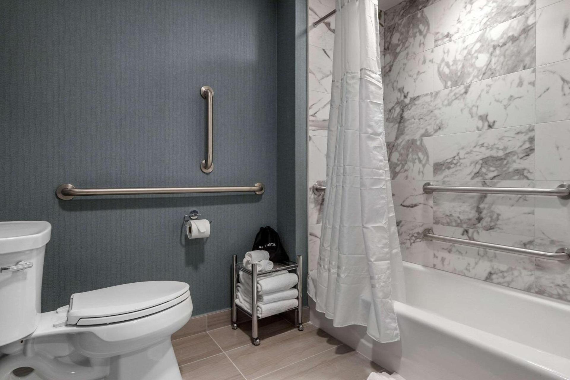 Cambria Hotel West Orange photo 31
