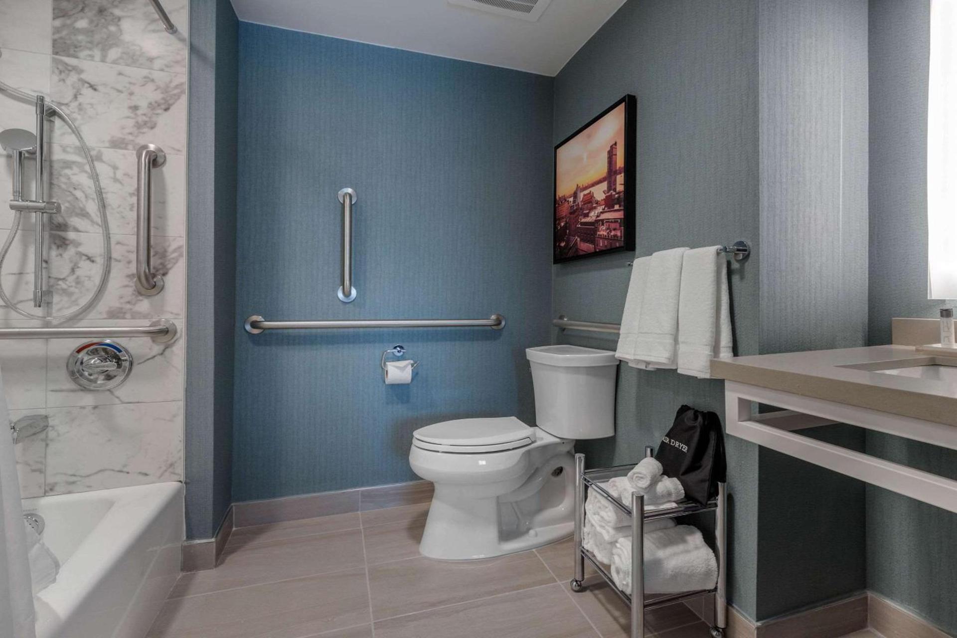 Cambria Hotel West Orange photo 38