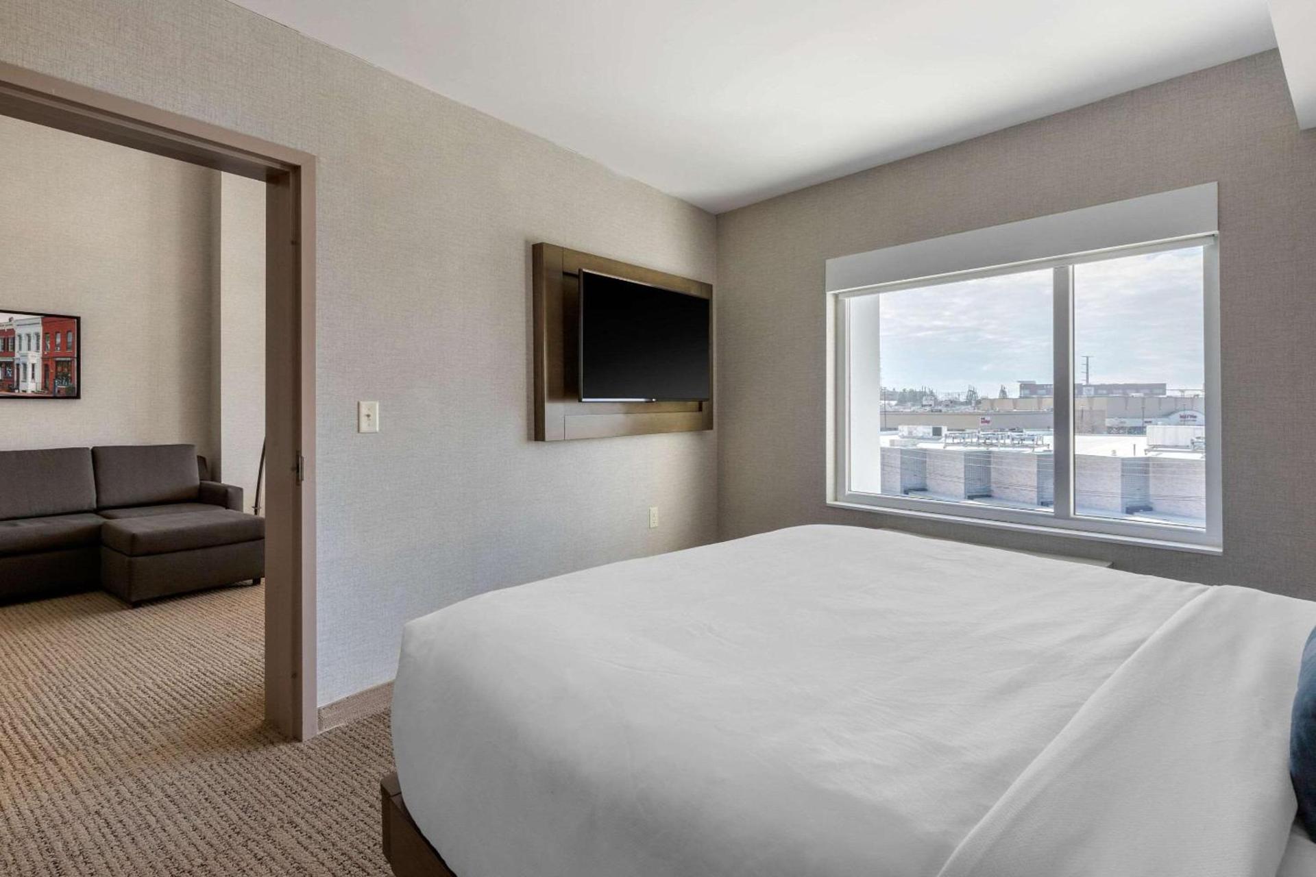 Cambria Hotel West Orange photo 48