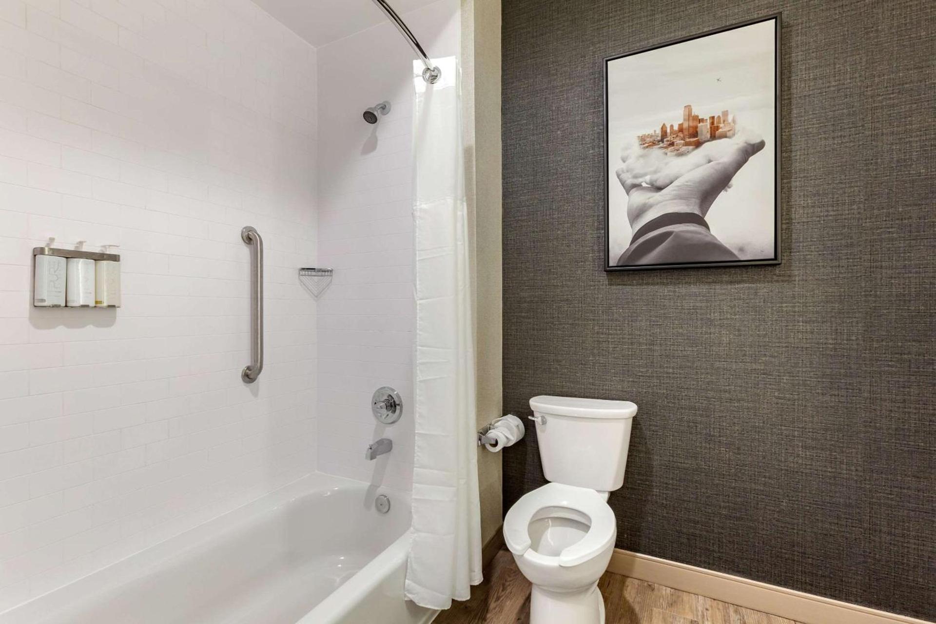 Cambria Hotel Plano - Richardson Garland photo 18