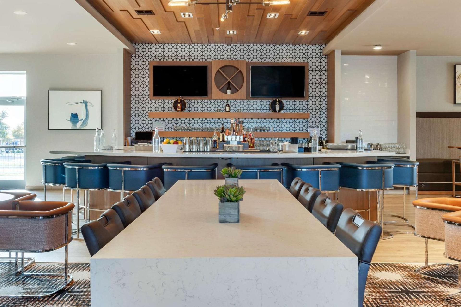 Cambria Hotel Plano - Richardson Garland photo 36