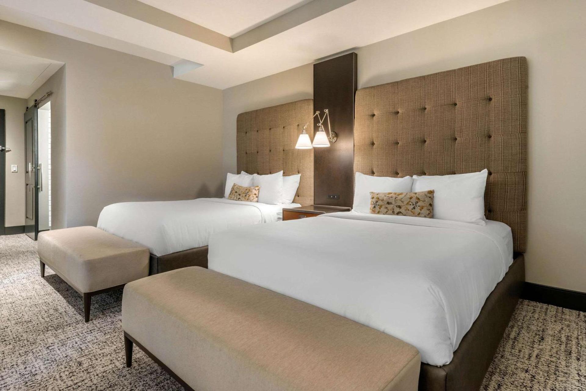 Cambria Hotel Houston Downtown Convention Center photo 18