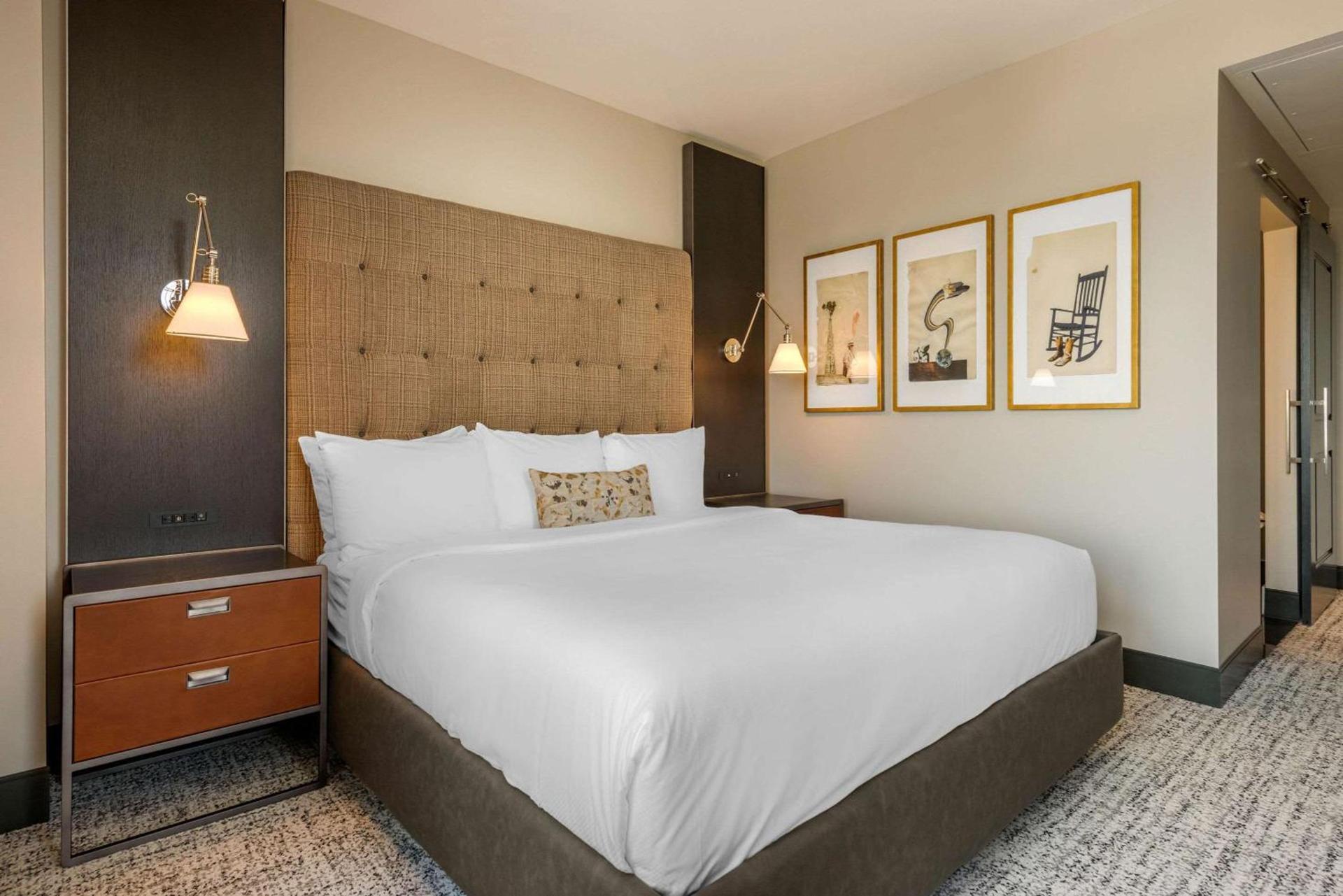 Cambria Hotel Houston Downtown Convention Center photo 24
