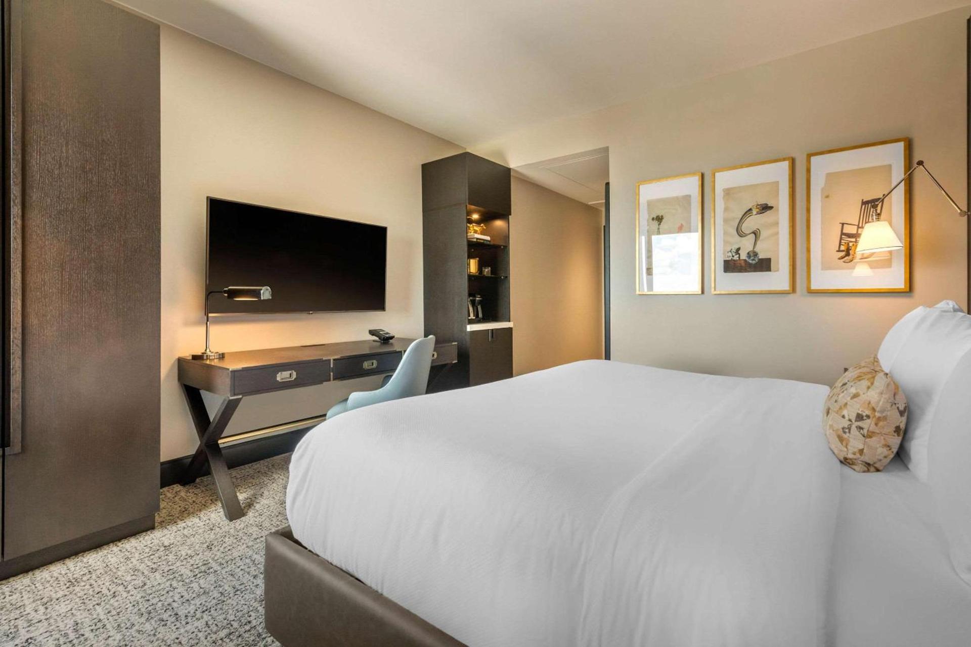 Cambria Hotel Houston Downtown Convention Center photo 41