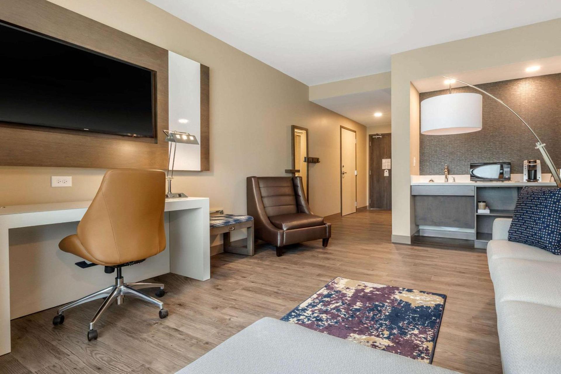 Cambria Hotel Fort Mill photo 32