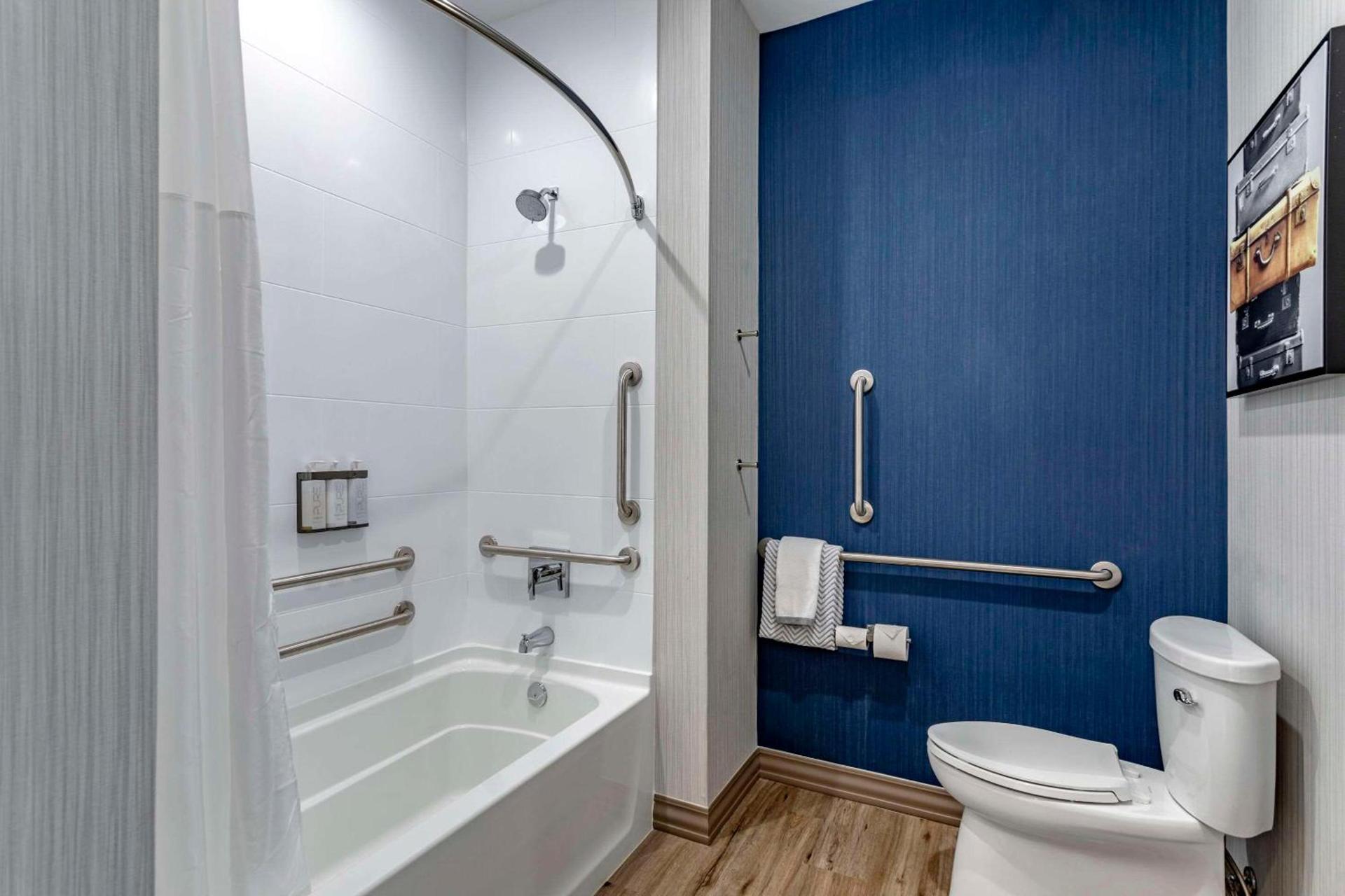 Cambria Hotel Nashville Airport photo 18