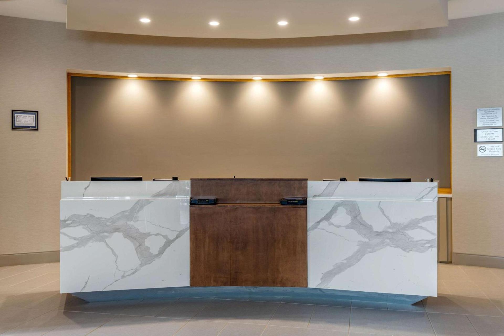 DoubleTree by Hilton Summerville Nexton photo 13