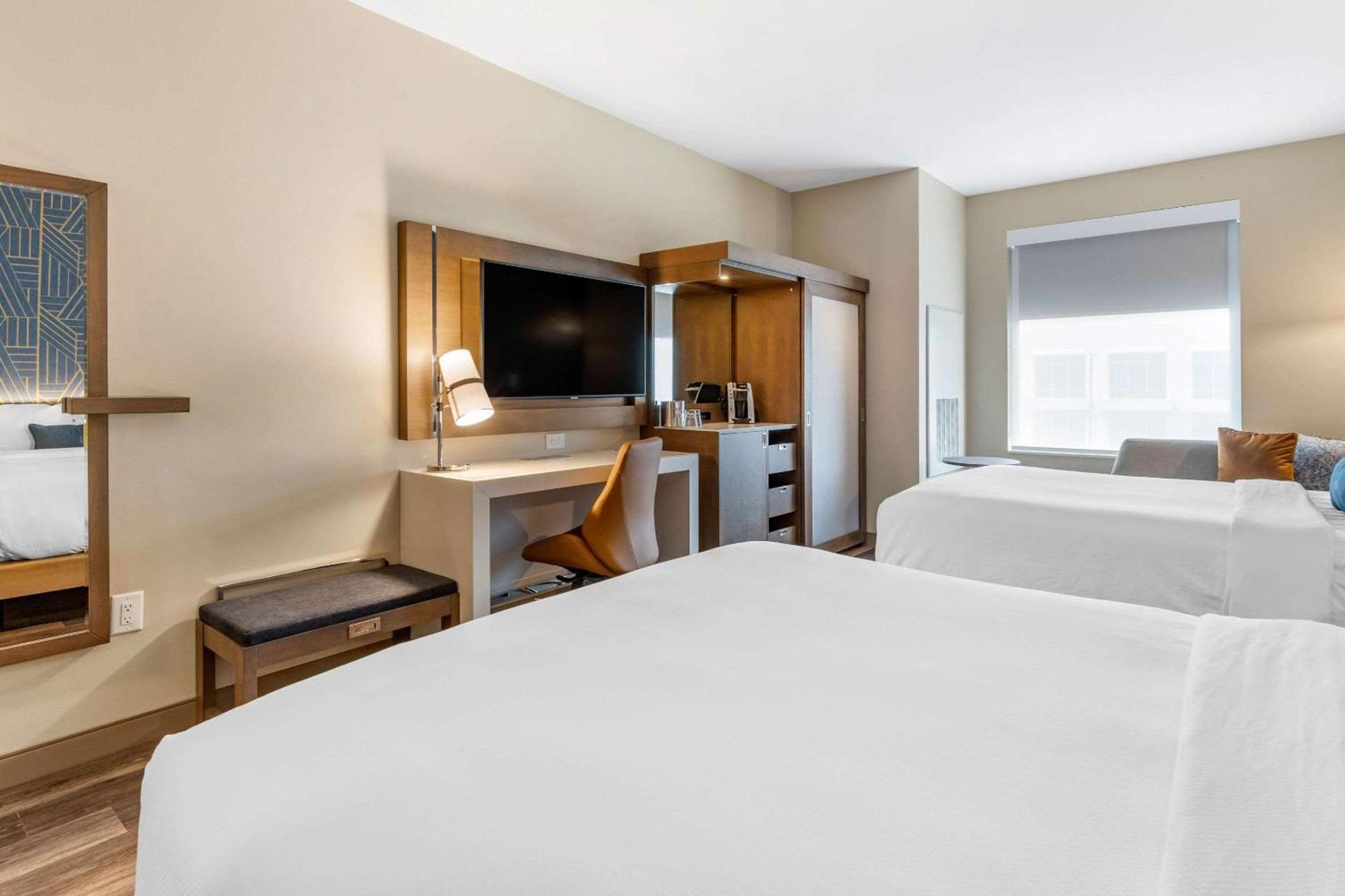 DoubleTree by Hilton Summerville Nexton photo 39
