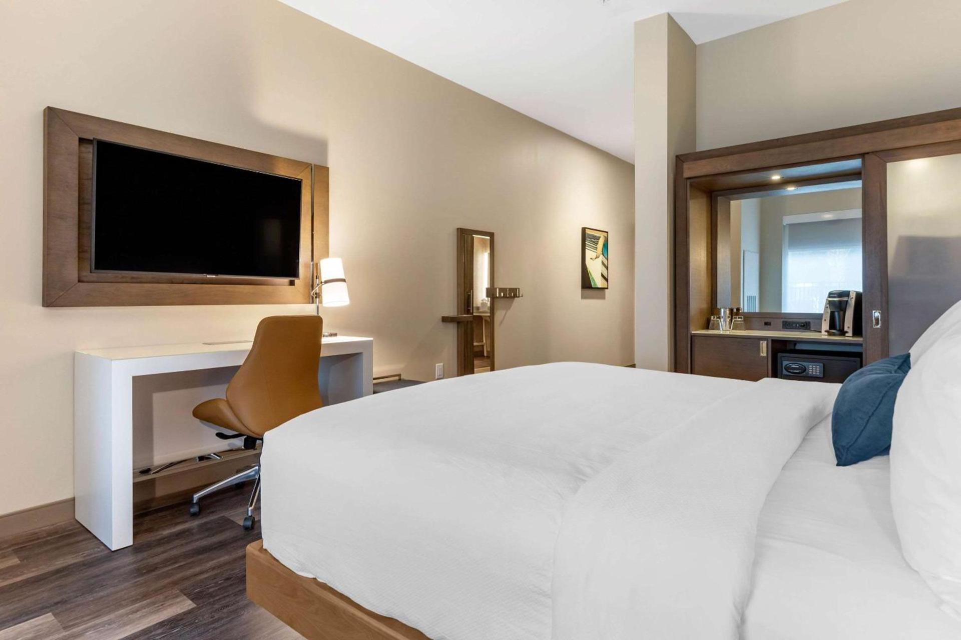 DoubleTree by Hilton Summerville Nexton photo 56