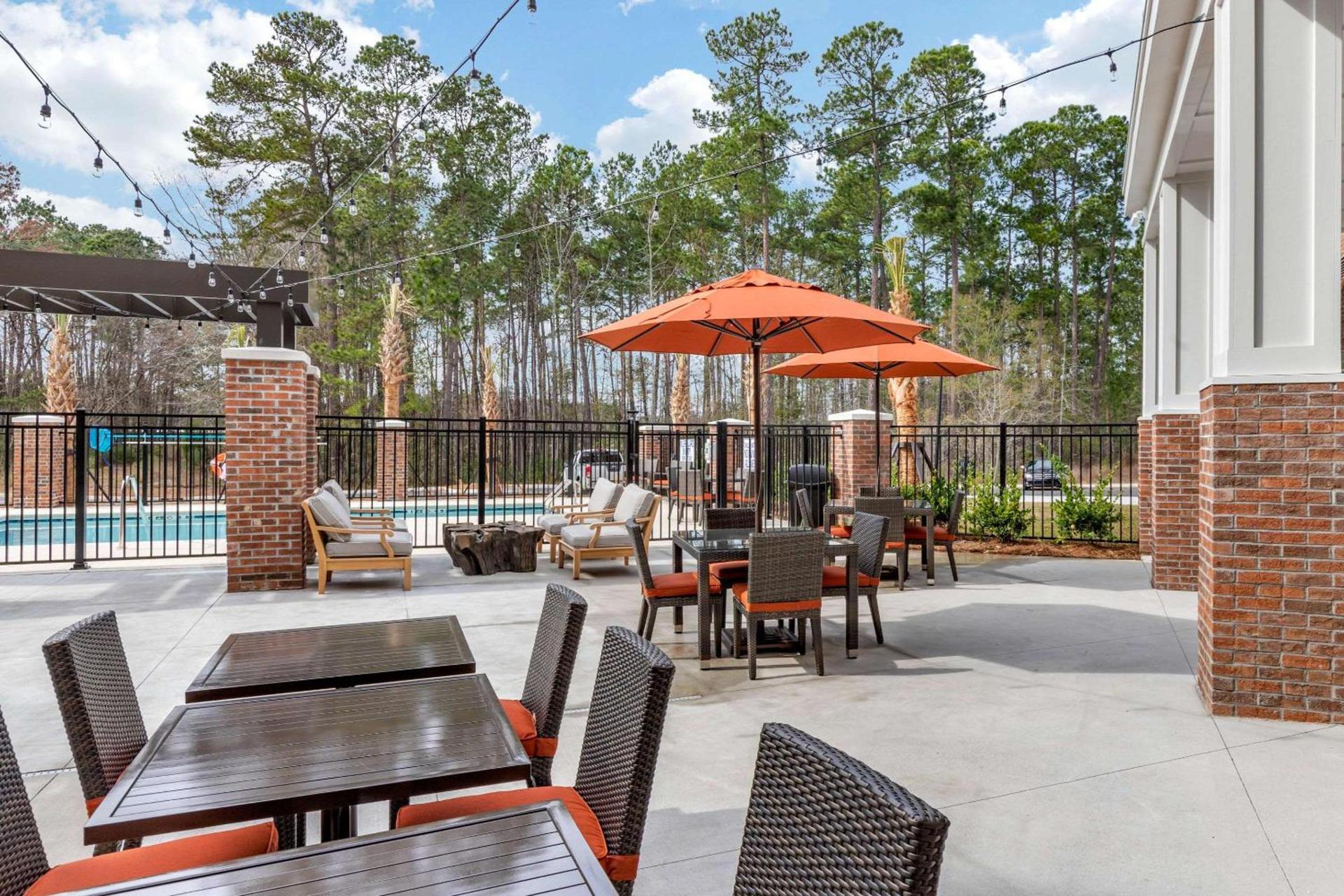 DoubleTree by Hilton Summerville Nexton photo 69