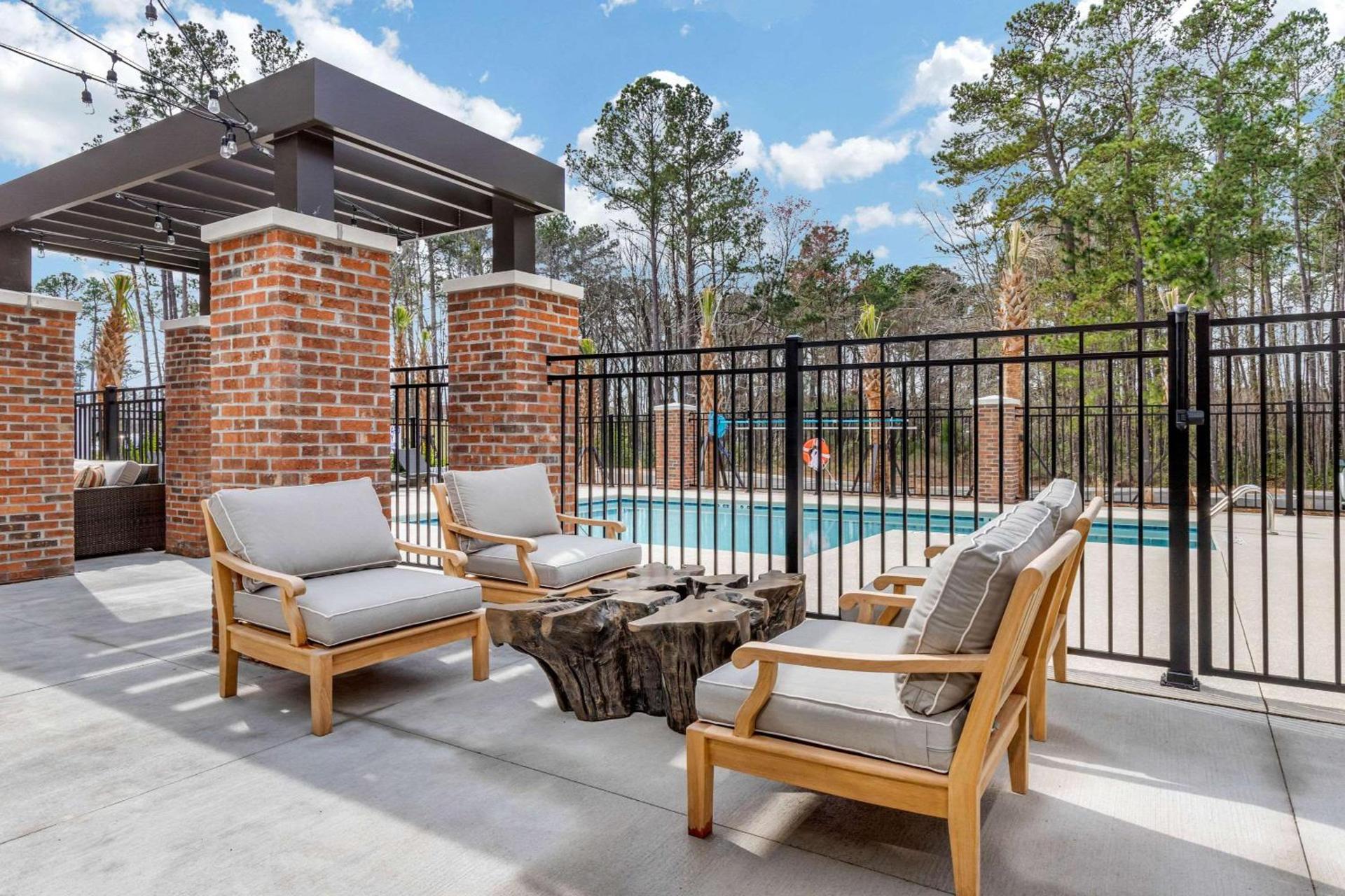 DoubleTree by Hilton Summerville Nexton photo 70