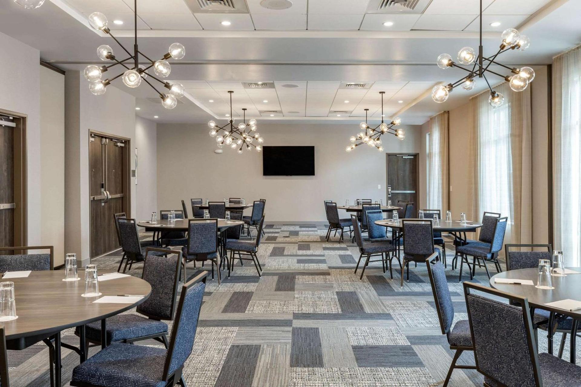 DoubleTree by Hilton Summerville Nexton photo 77