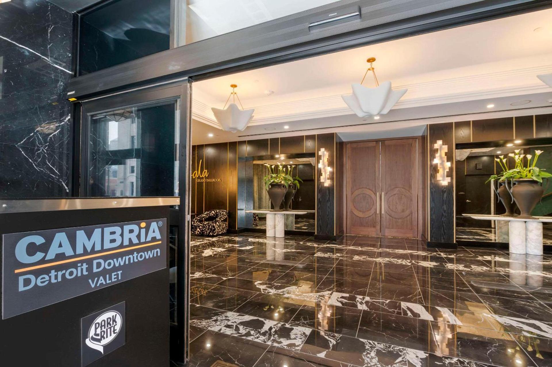 Cambria Hotel Detroit Downtown photo 14