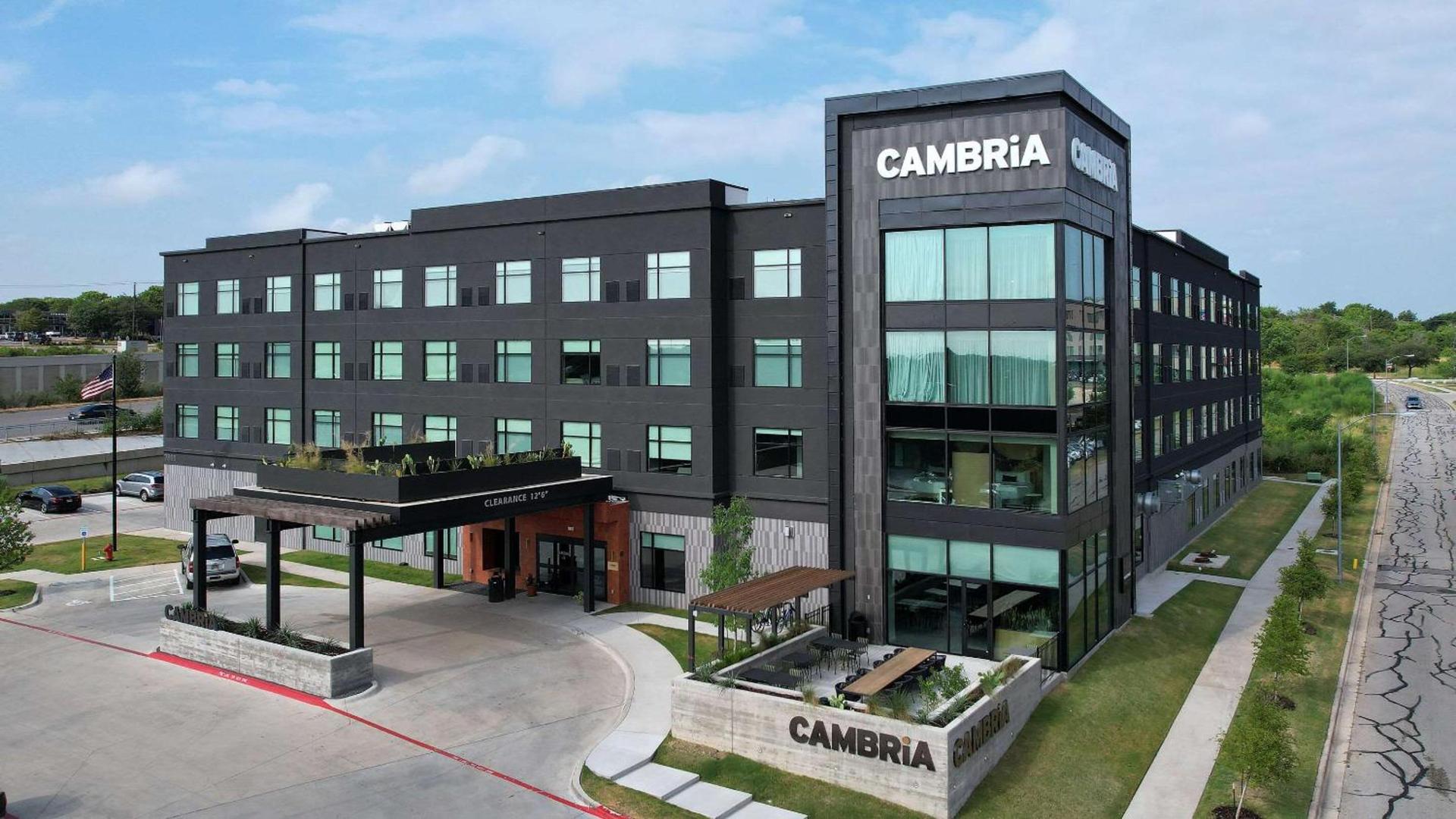 Cambria Hotel Austin Airport photo 4