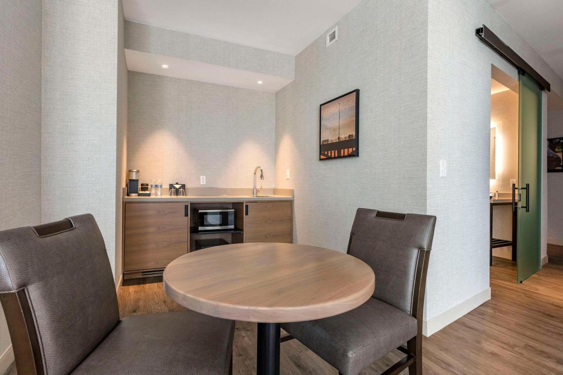 Cambria Hotel Austin Airport photo 24