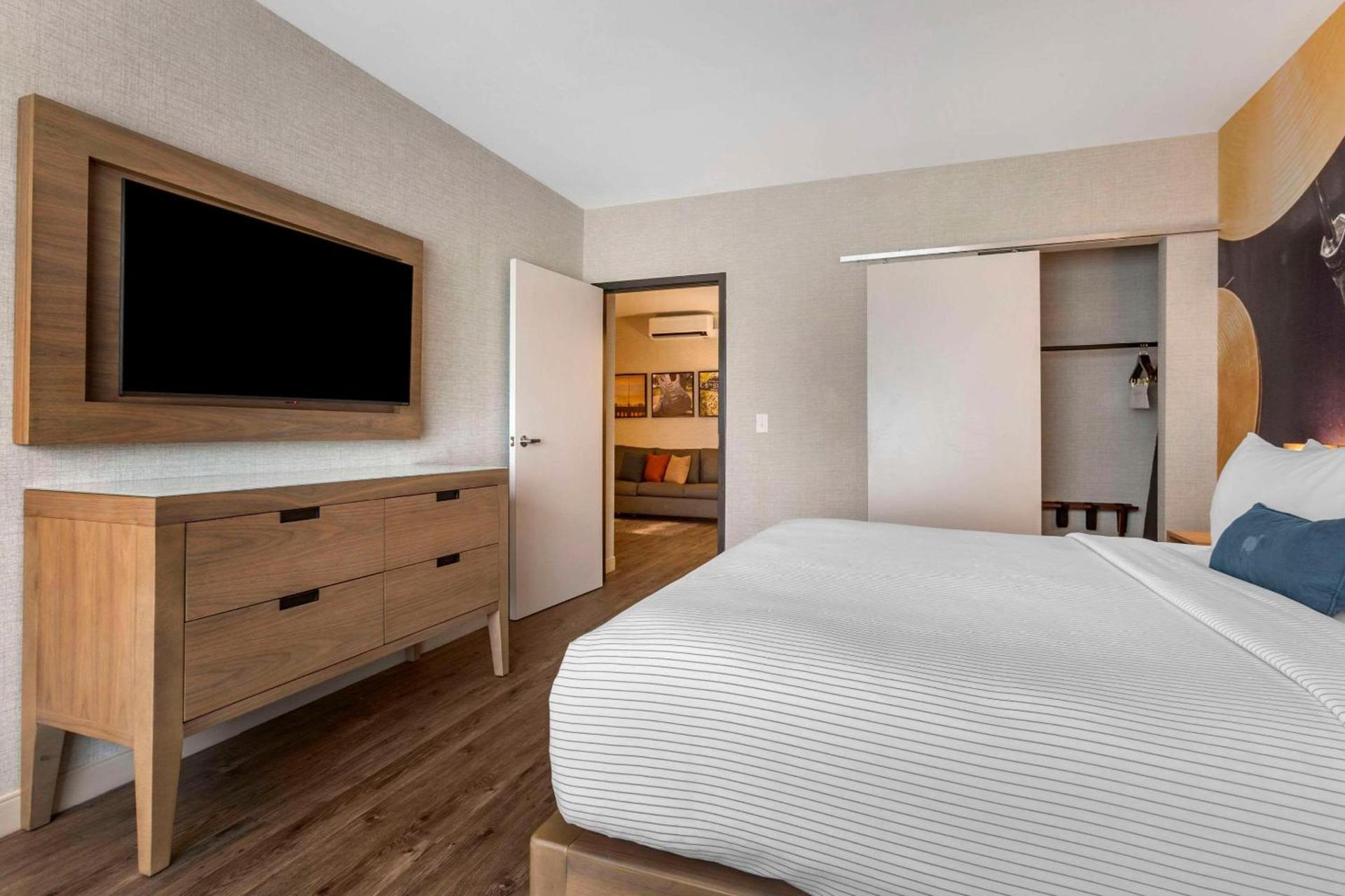 Cambria Hotel Austin Airport photo 32