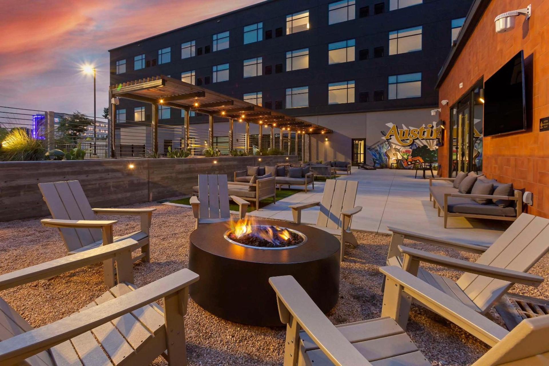 Cambria Hotel Austin Airport photo 65