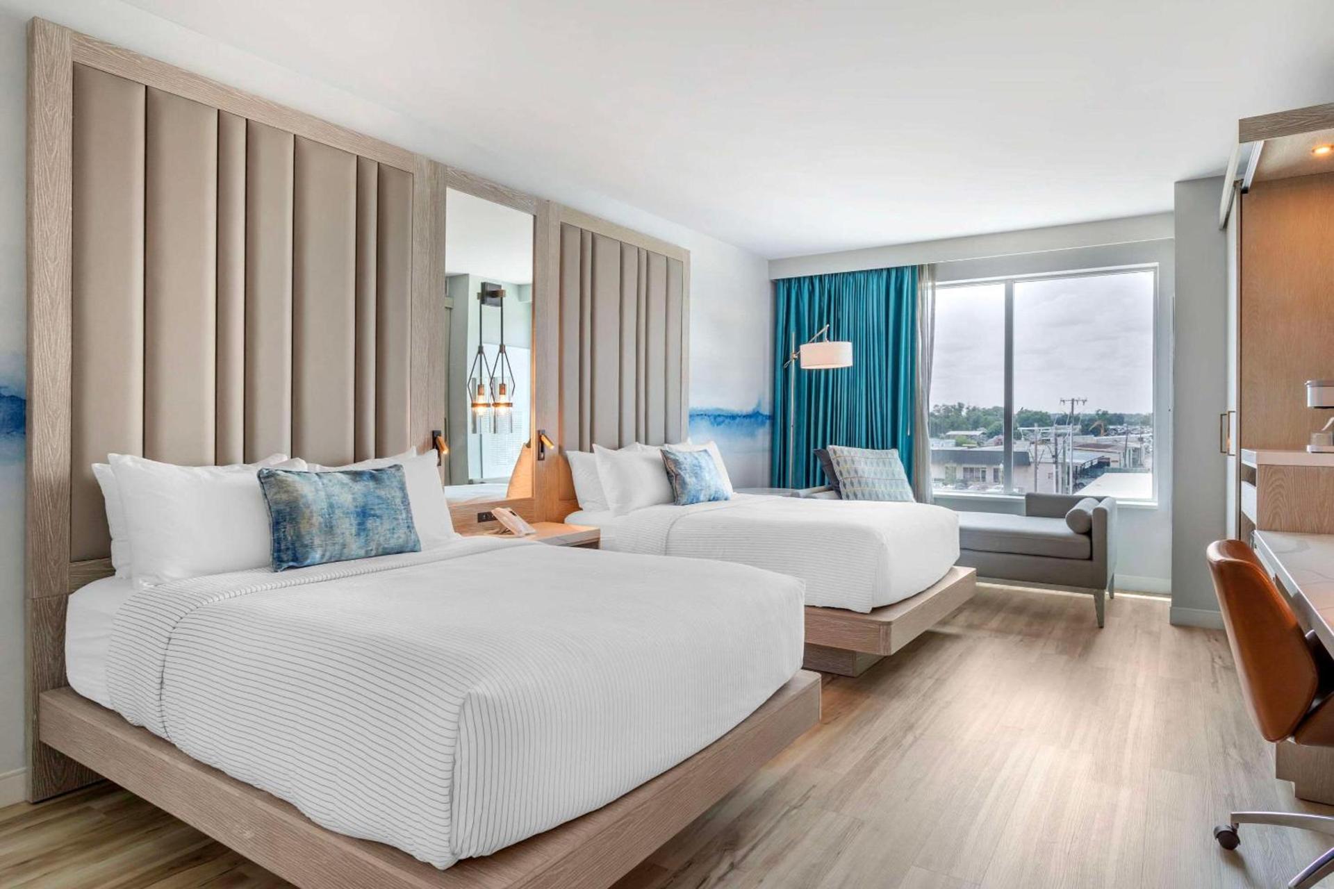 Cambria Hotel Waco University Riverfront photo 14