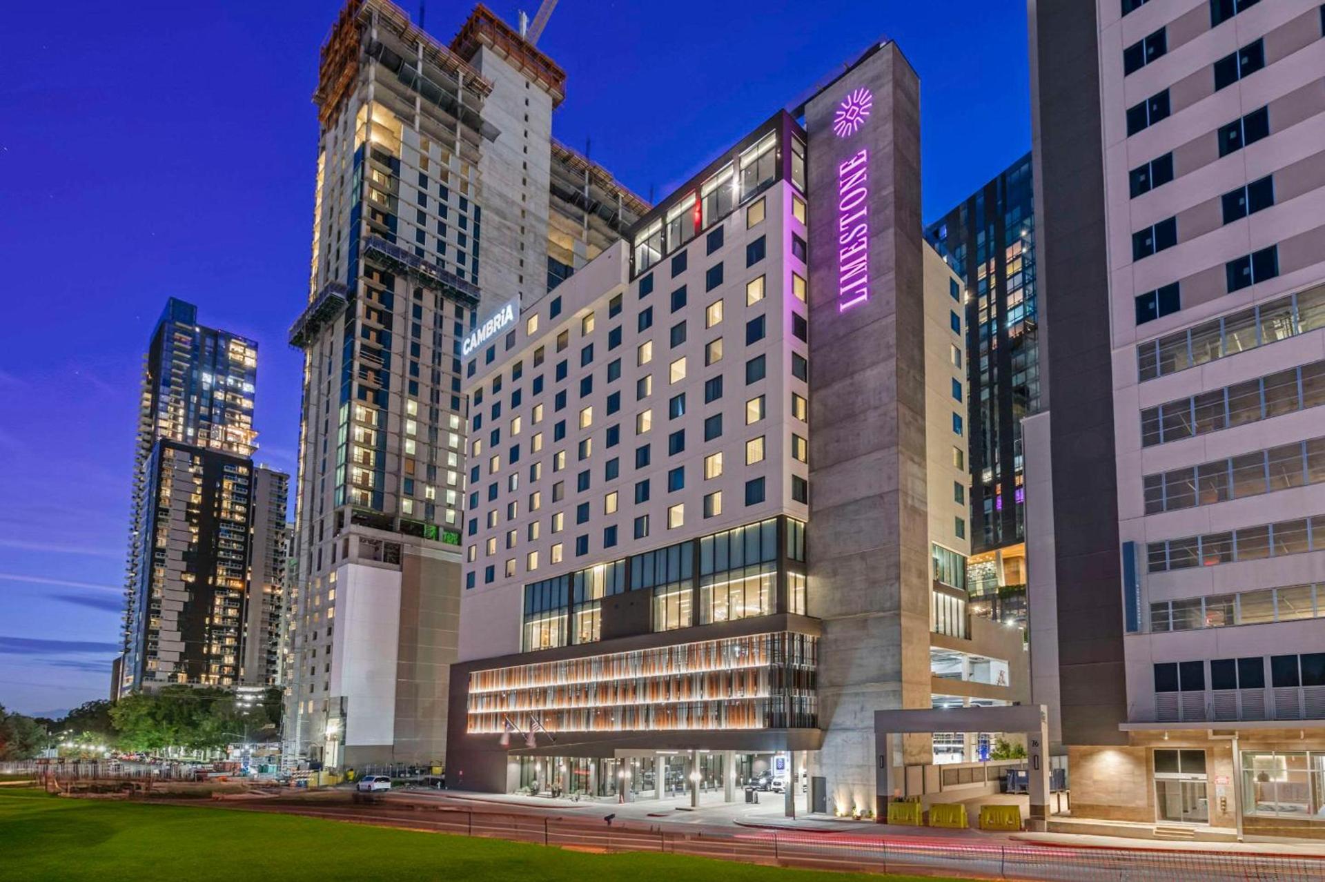 Cambria Hotel Austin Downtown photo 3