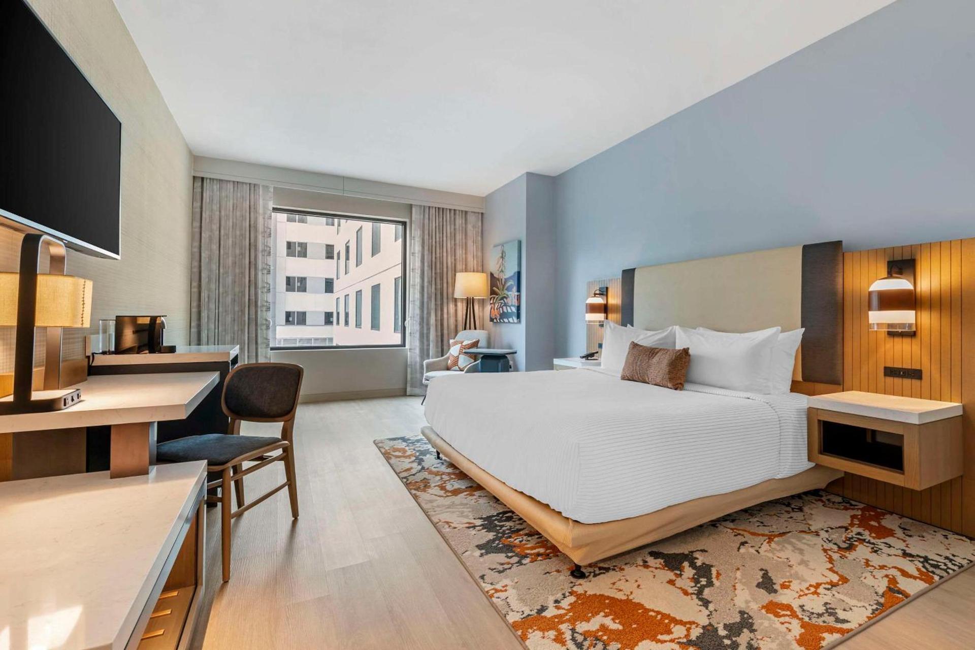 Cambria Hotel Austin Downtown photo 11
