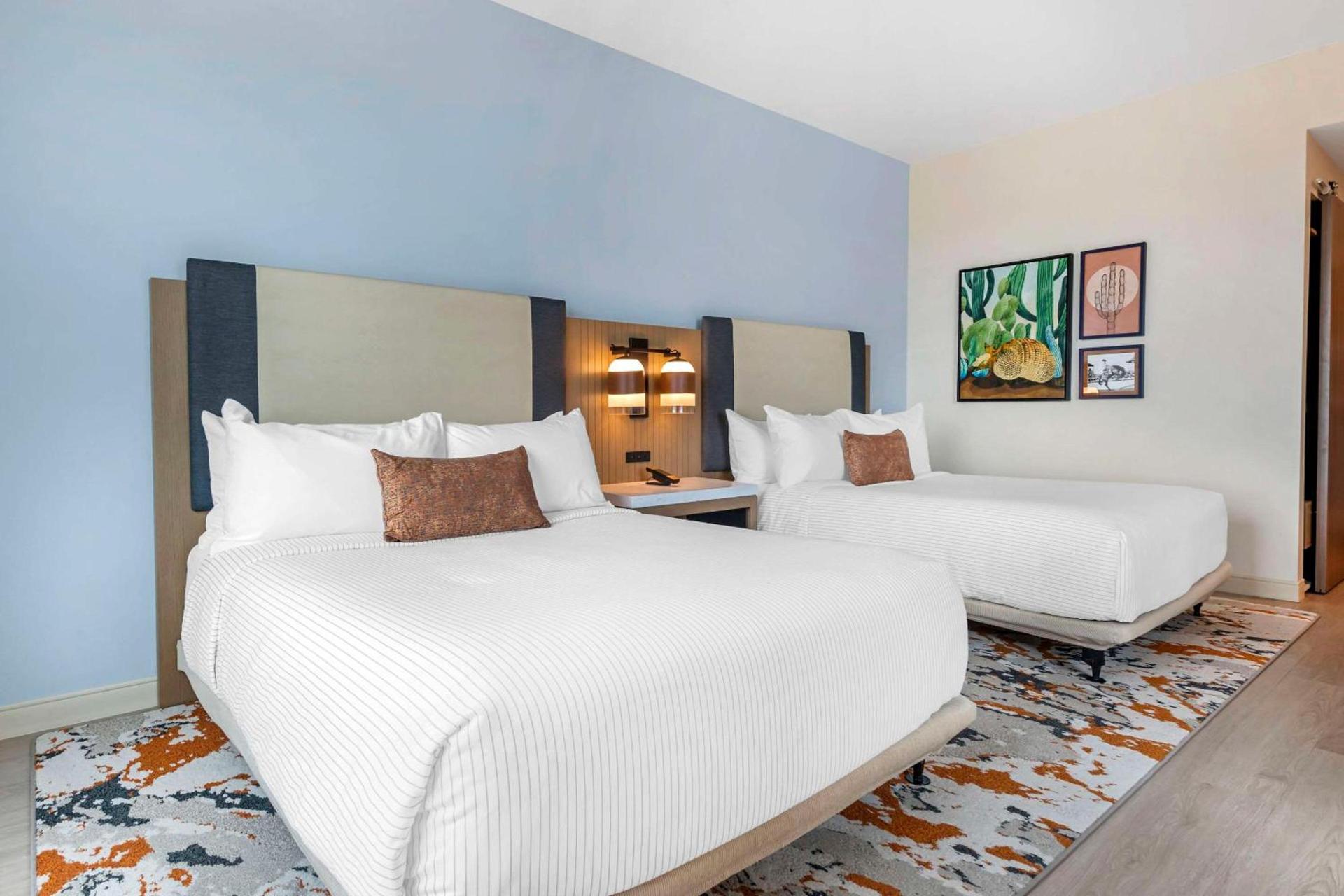 Cambria Hotel Austin Downtown photo 16