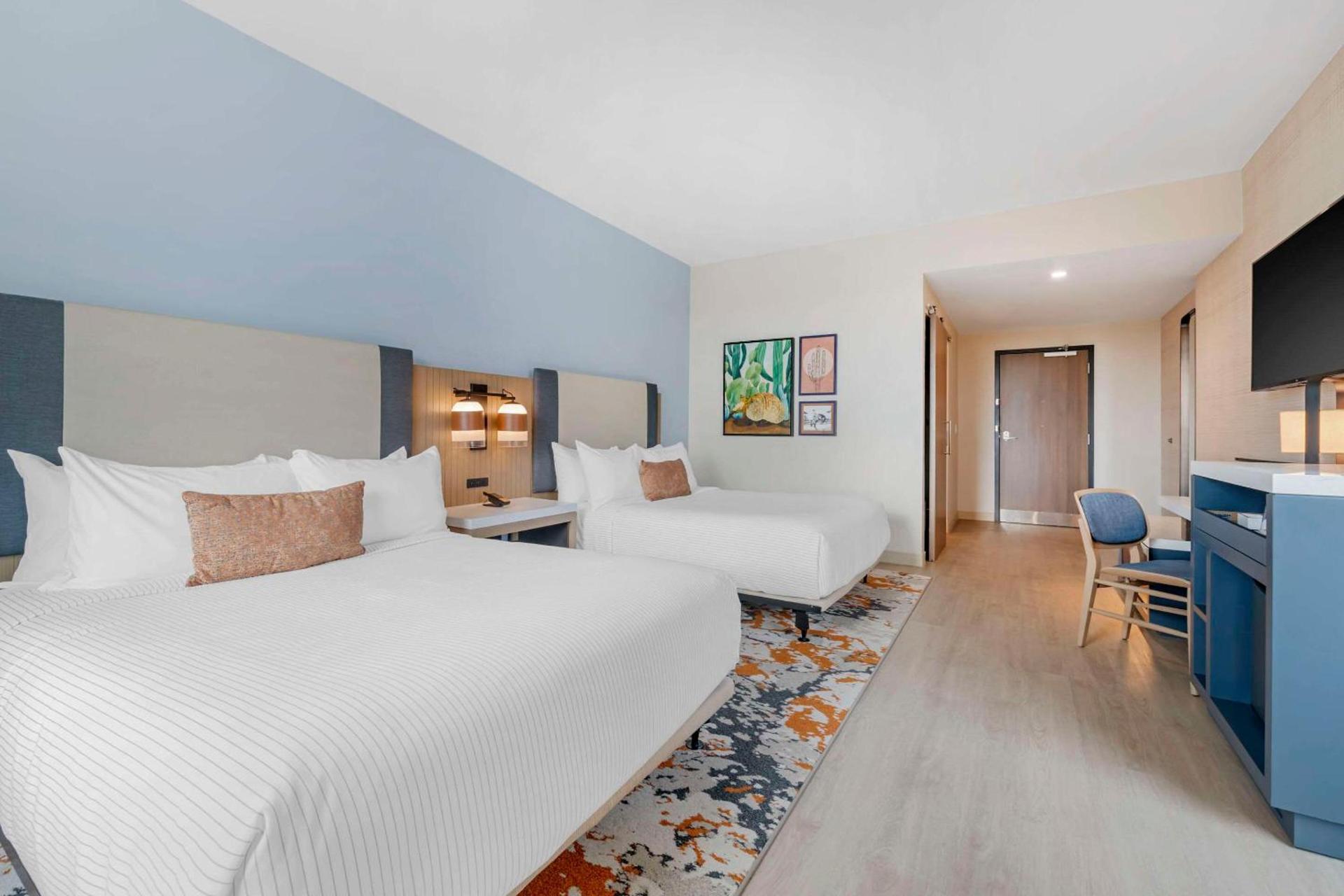 Cambria Hotel Austin Downtown photo 22