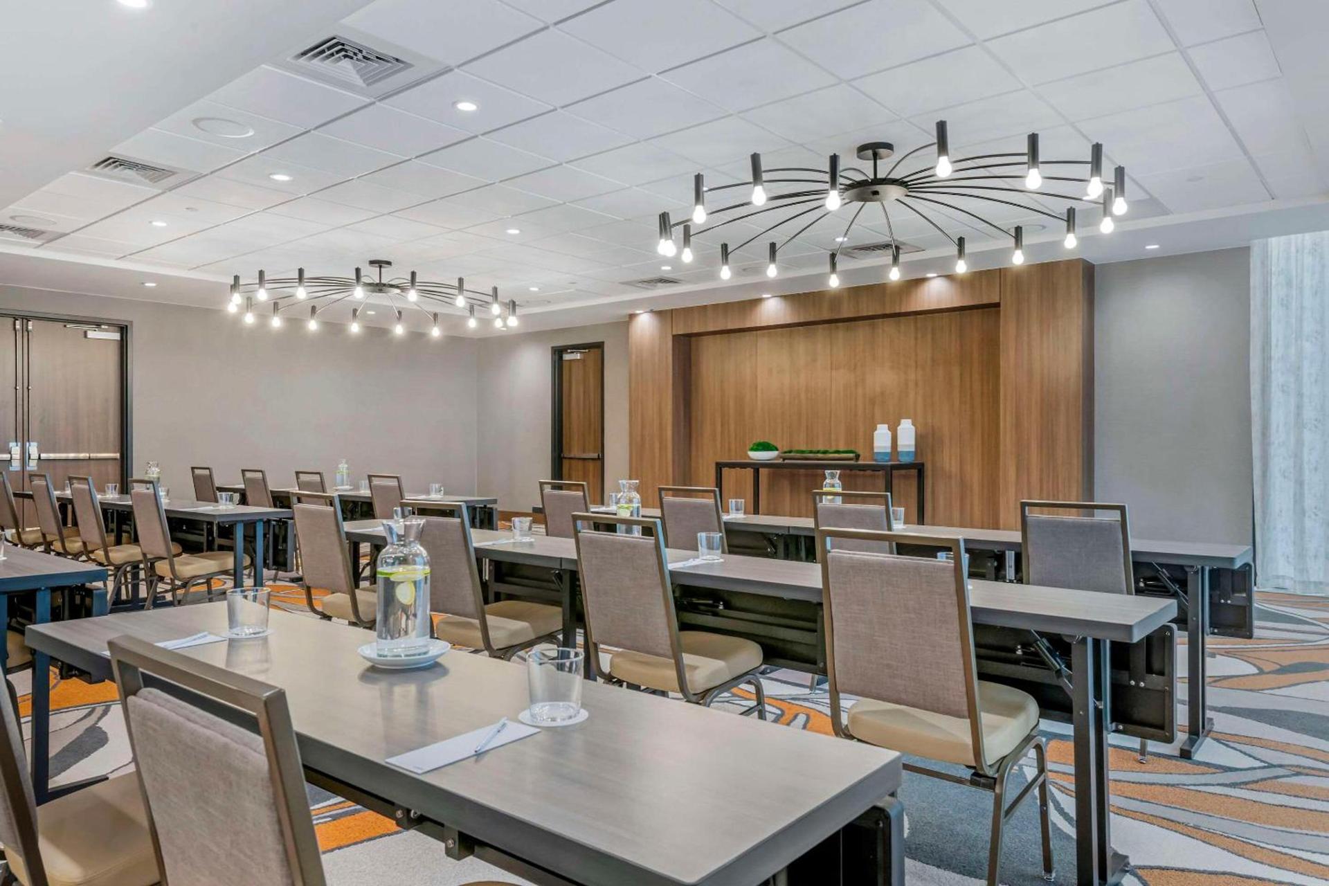 Cambria Hotel Austin Downtown photo 61