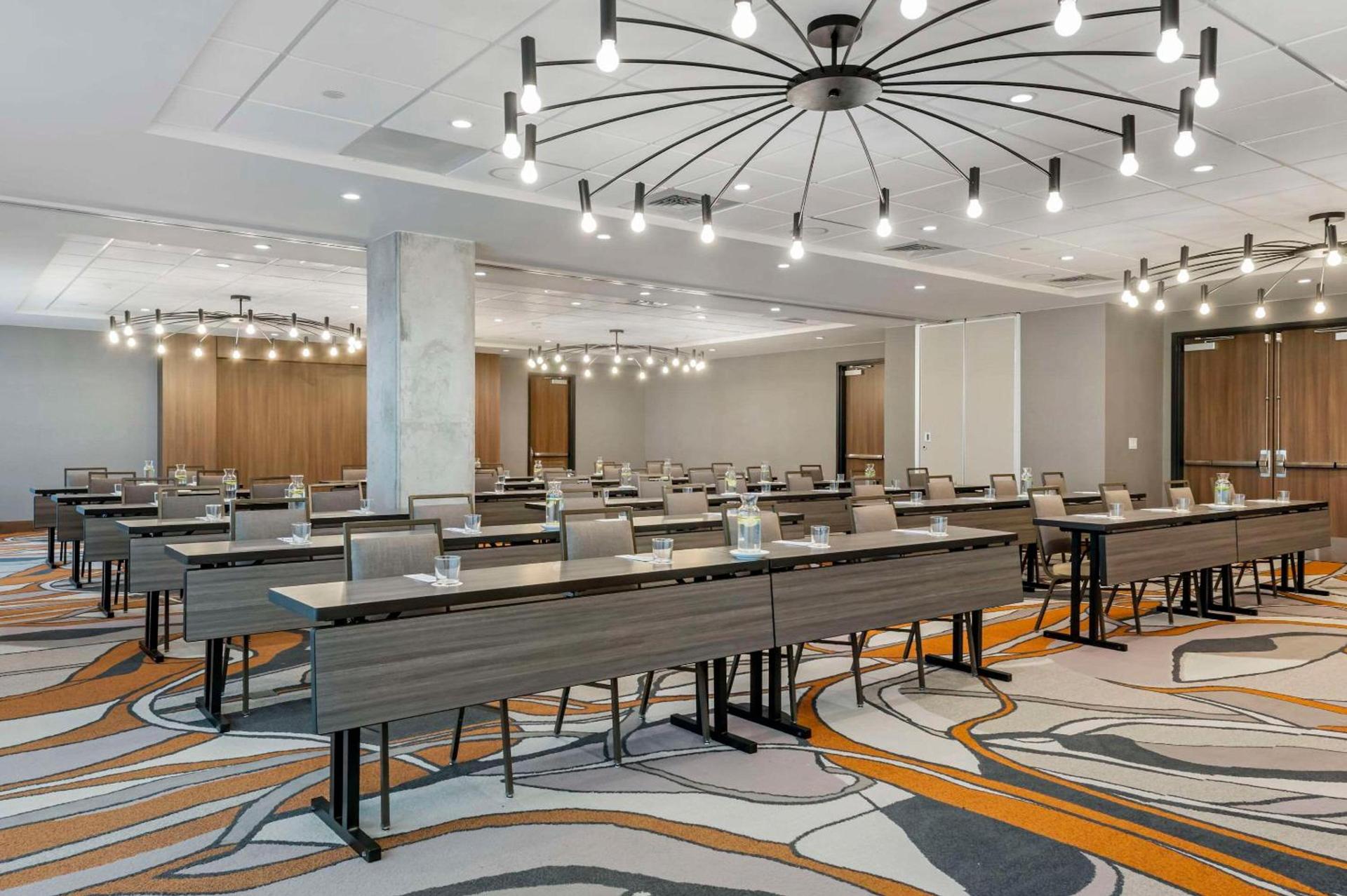 Cambria Hotel Austin Downtown photo 63