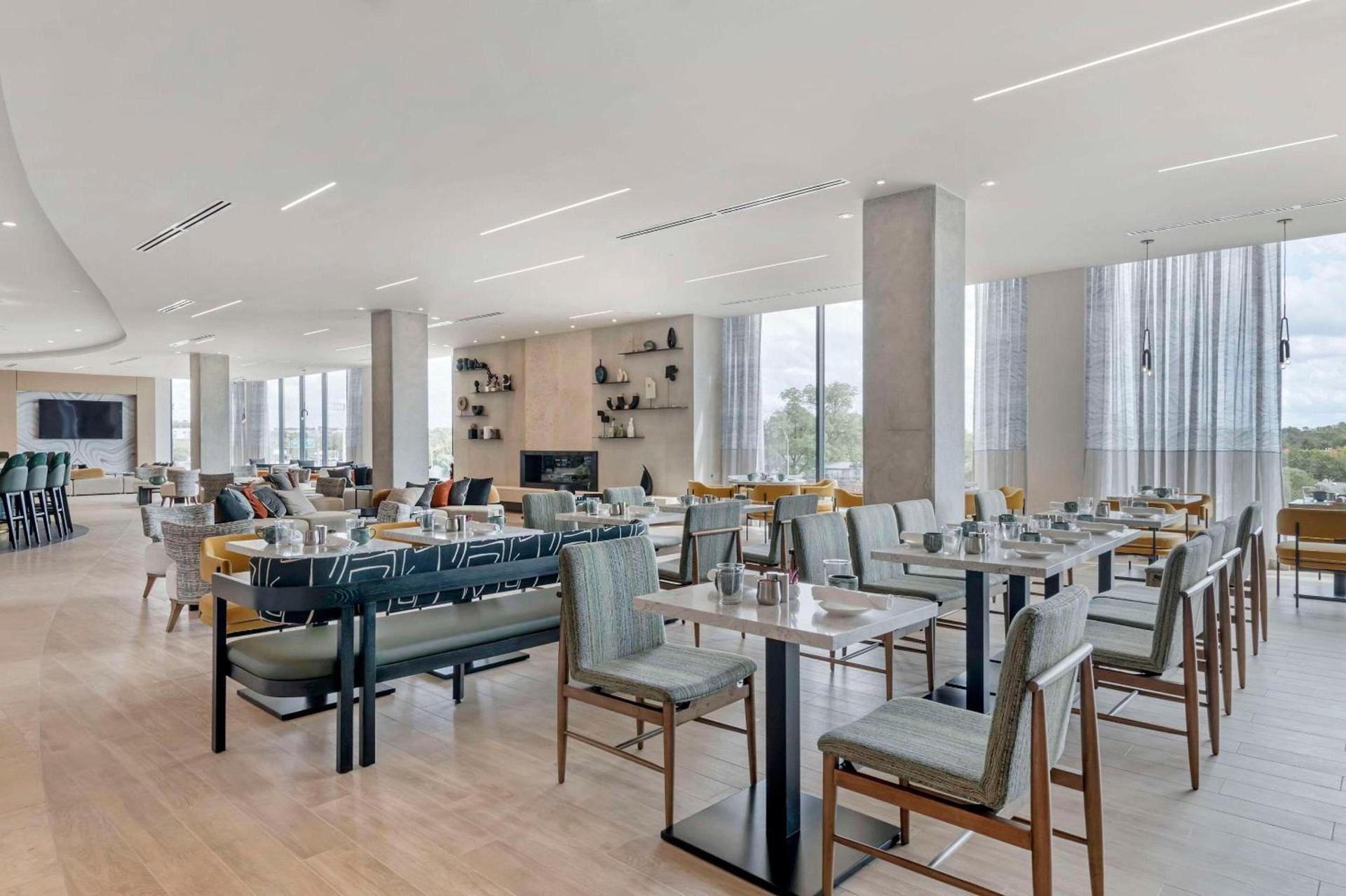 Cambria Hotel Austin Downtown photo 67