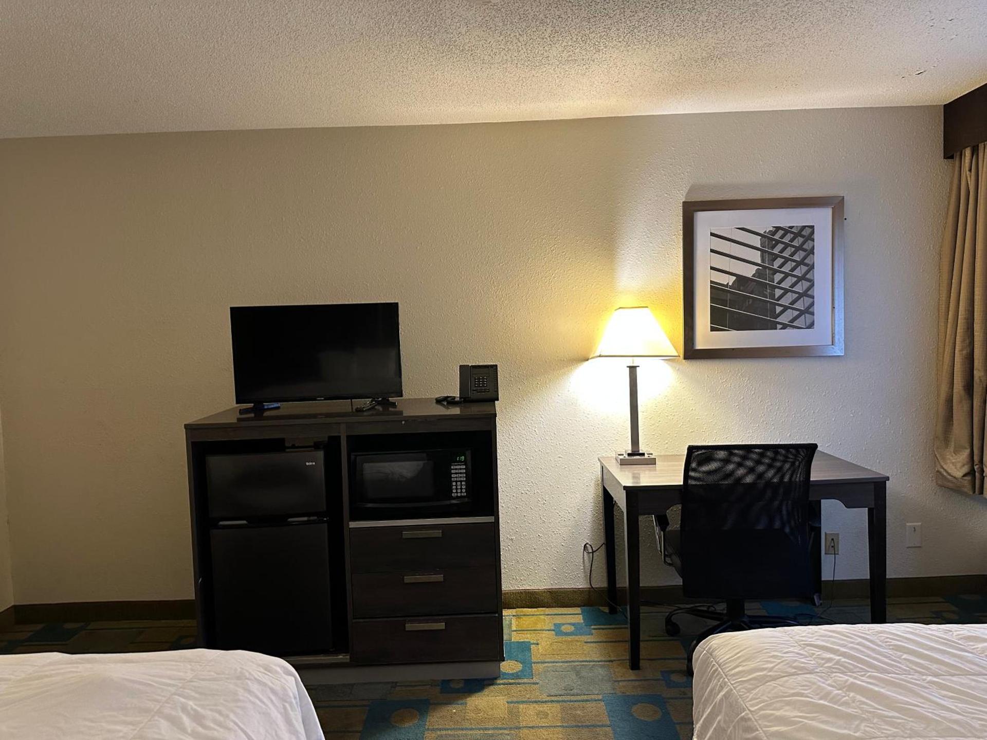 Hotel Inn Milwaukee photo 8