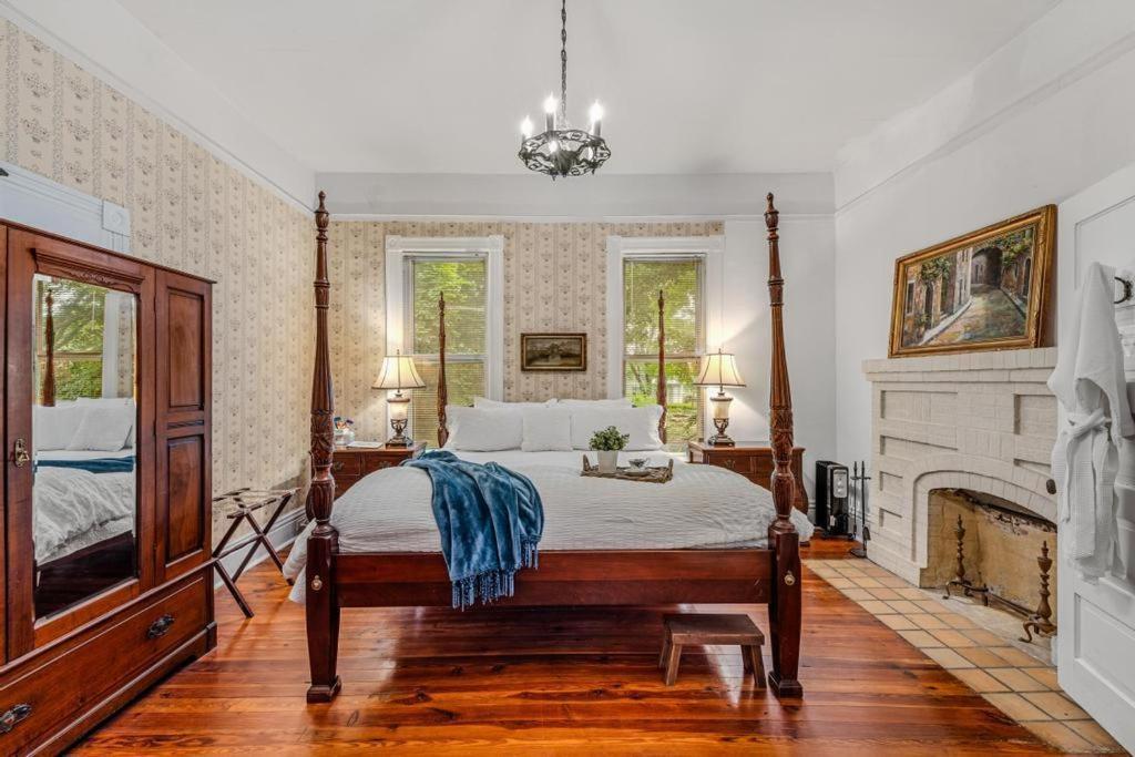 Veranda Historic Inn photo 84