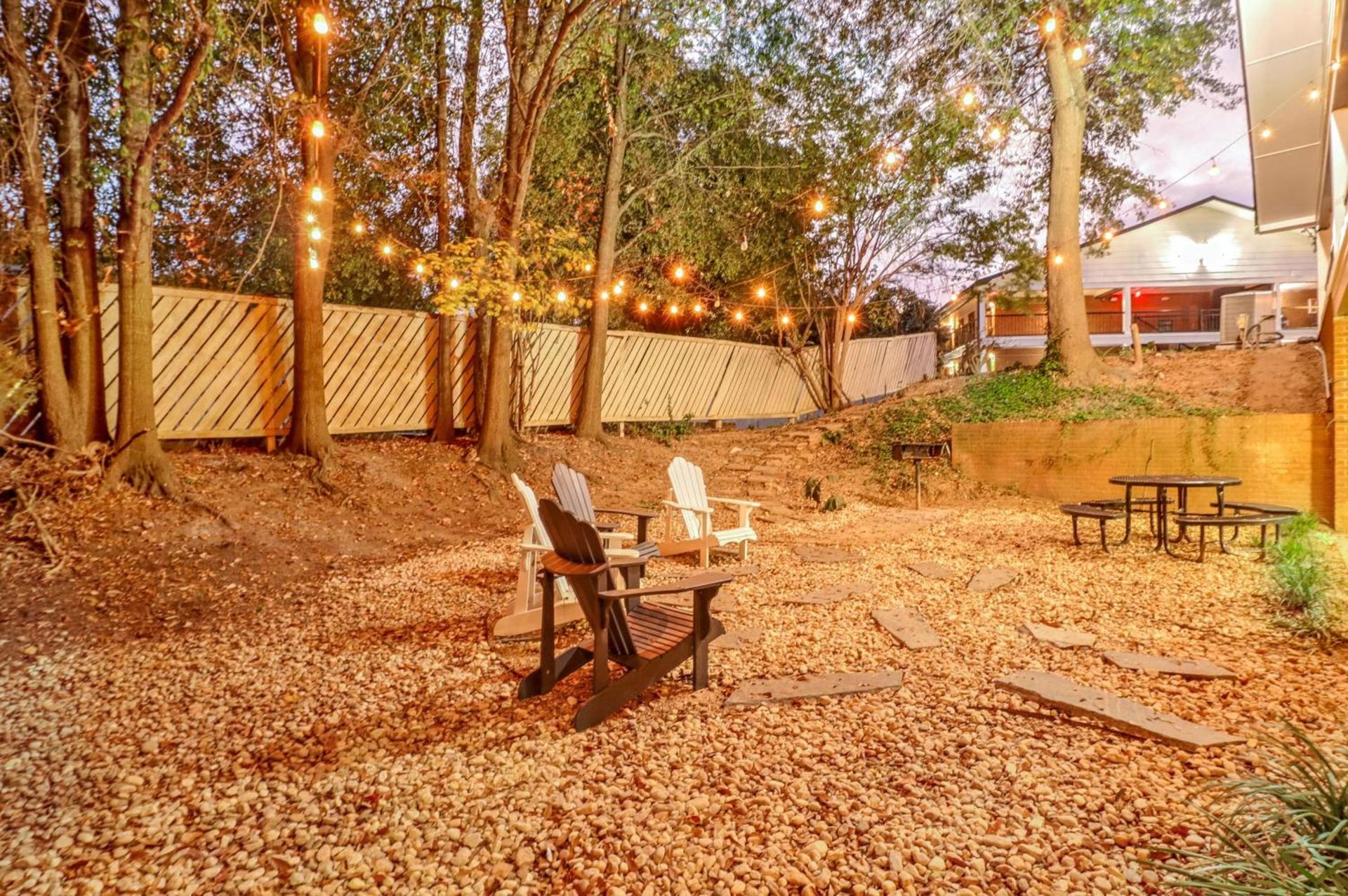 The Guest Lodge Gainesville photo 16