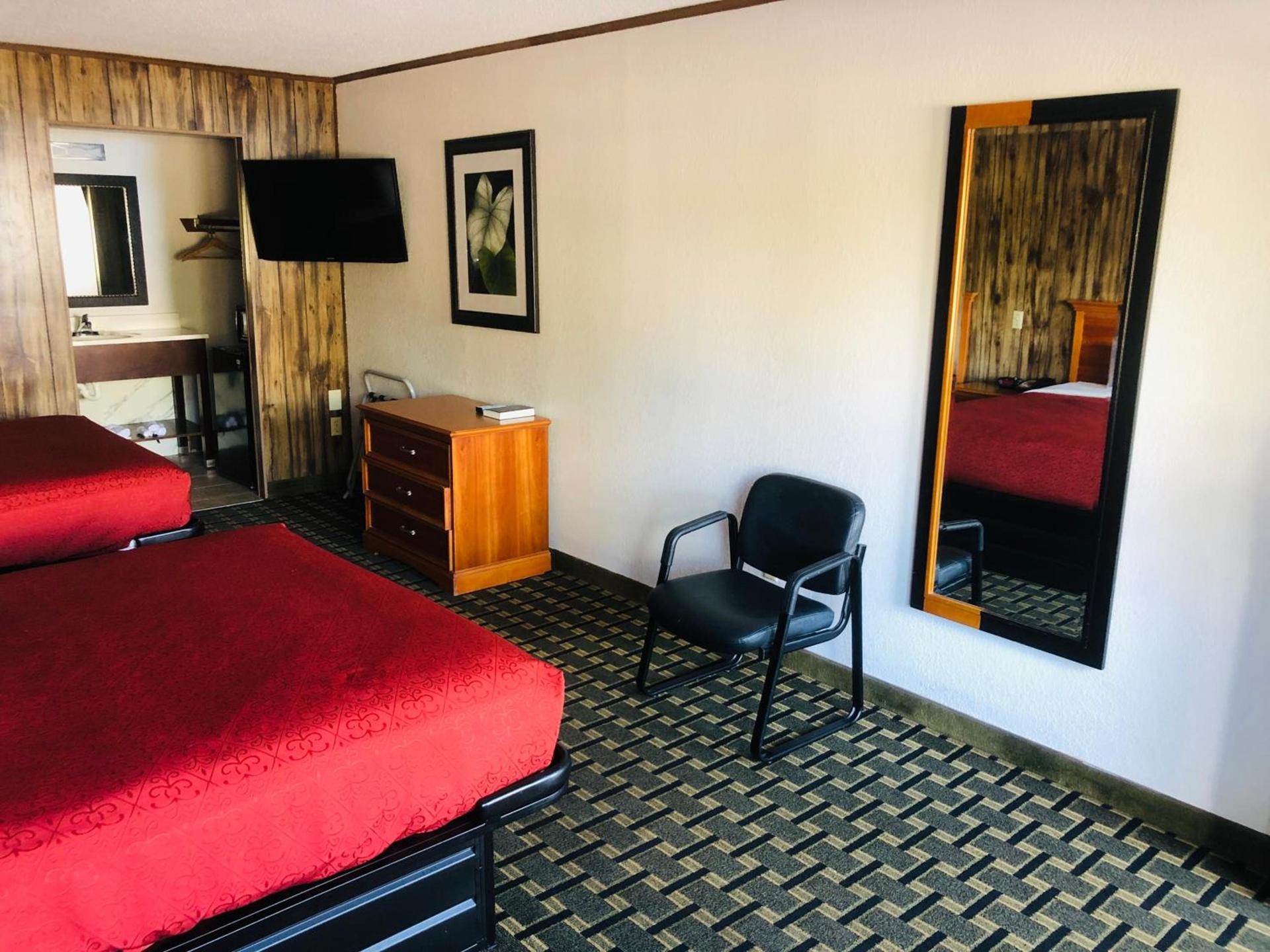 Tennessee Mountain Lodge photo 37