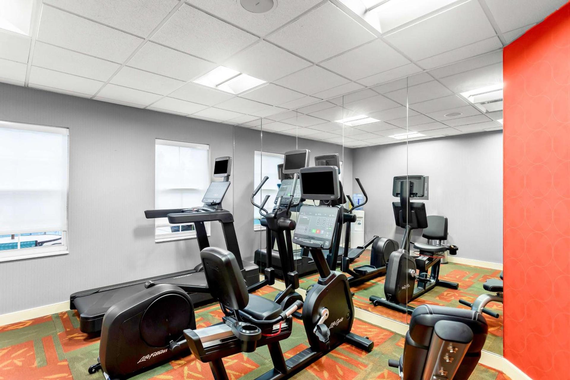 Sonesta ES Suites Charleston photo 26