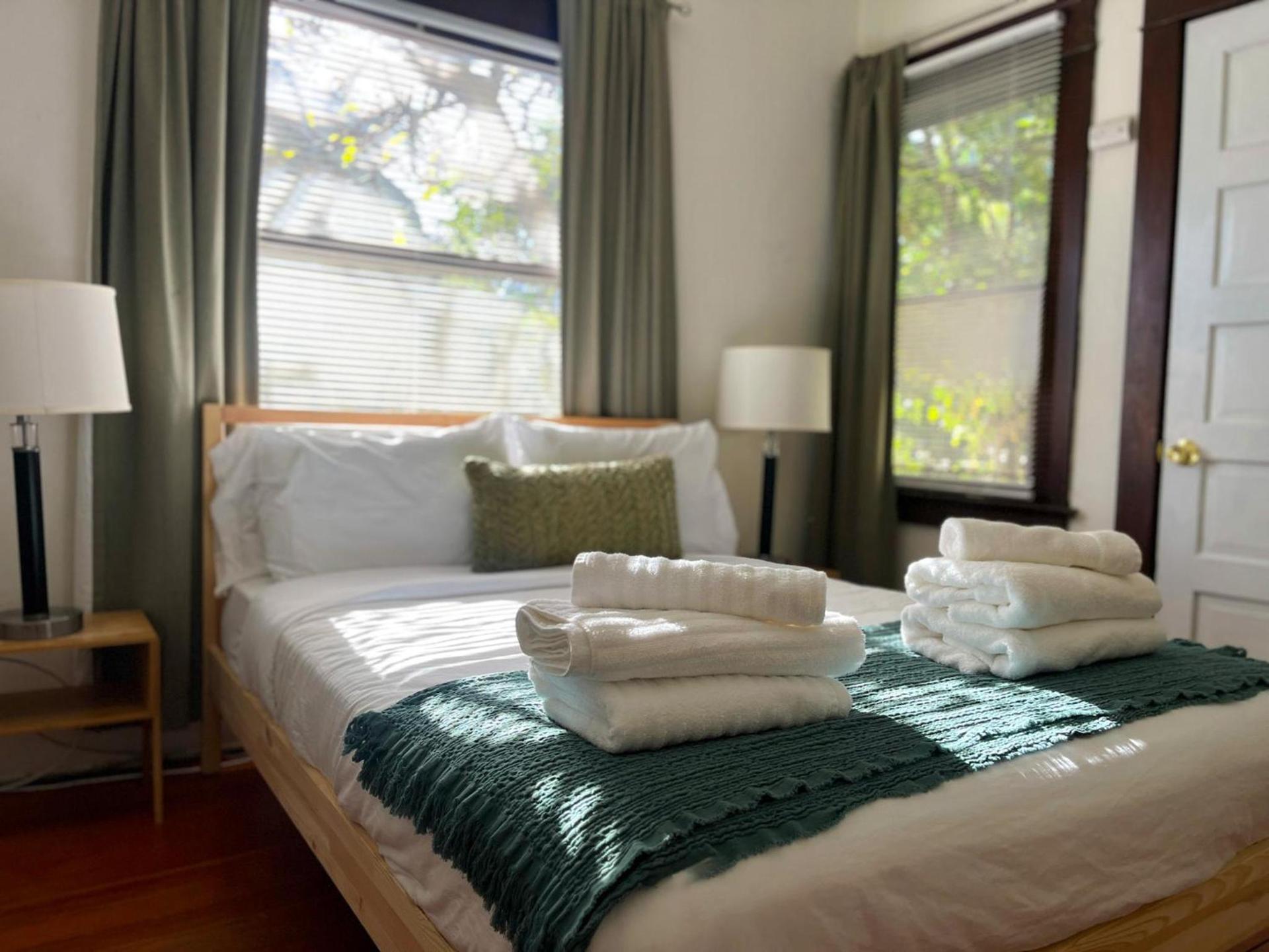 Echo Zen Hostal photo 73