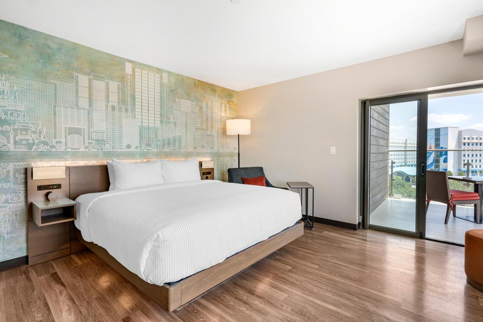 Cambria Hotel Orlando near Universal Theme Parks photo 31