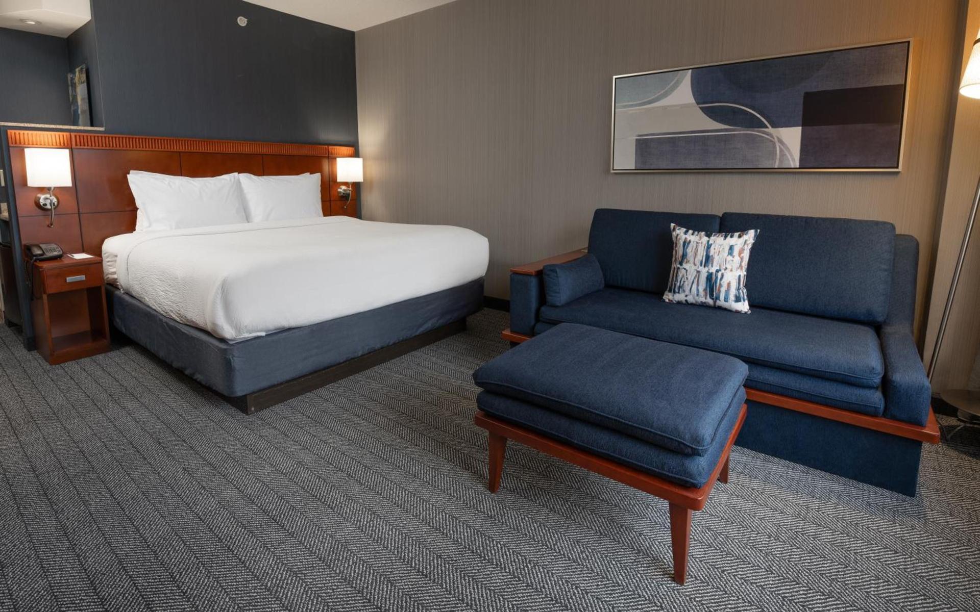 Courtyard by Marriott Winchester Medical Center photo 2