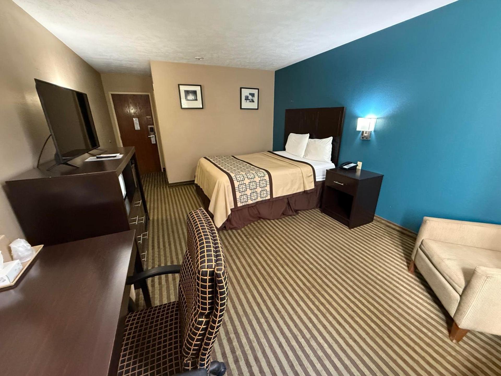 Victorian Inn photo 46