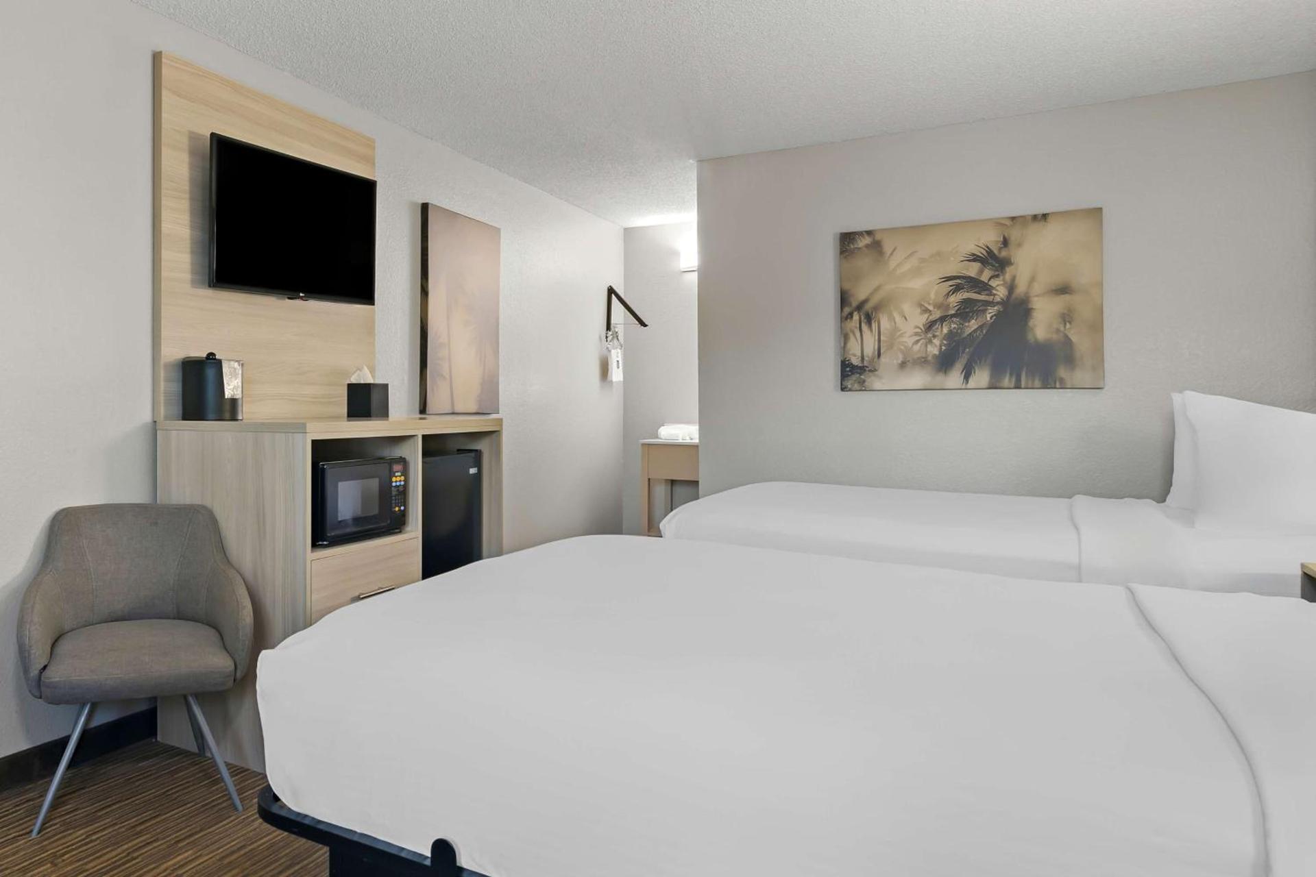 Best Western The Oasis at Joplin photo 22