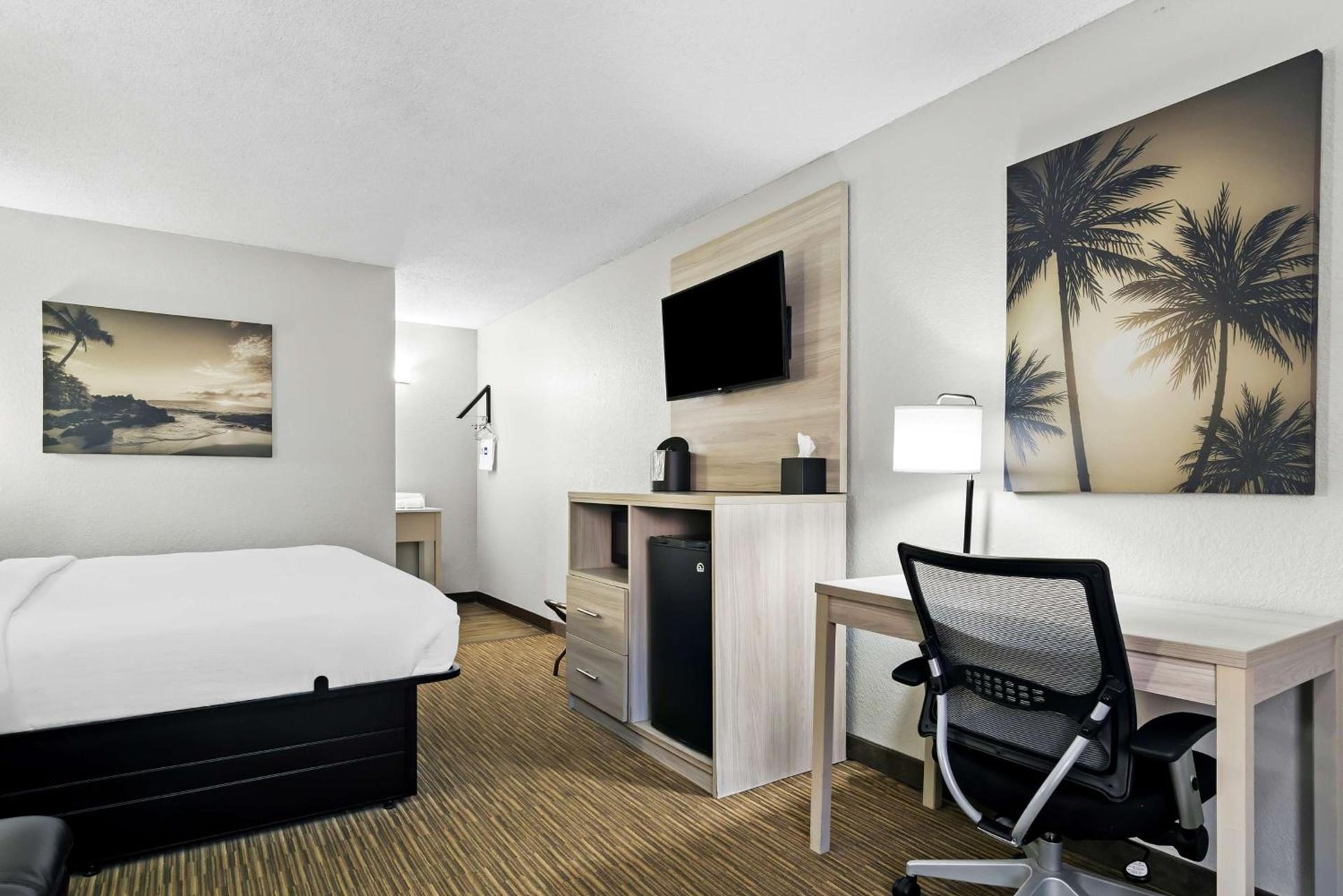 Best Western The Oasis at Joplin photo 30